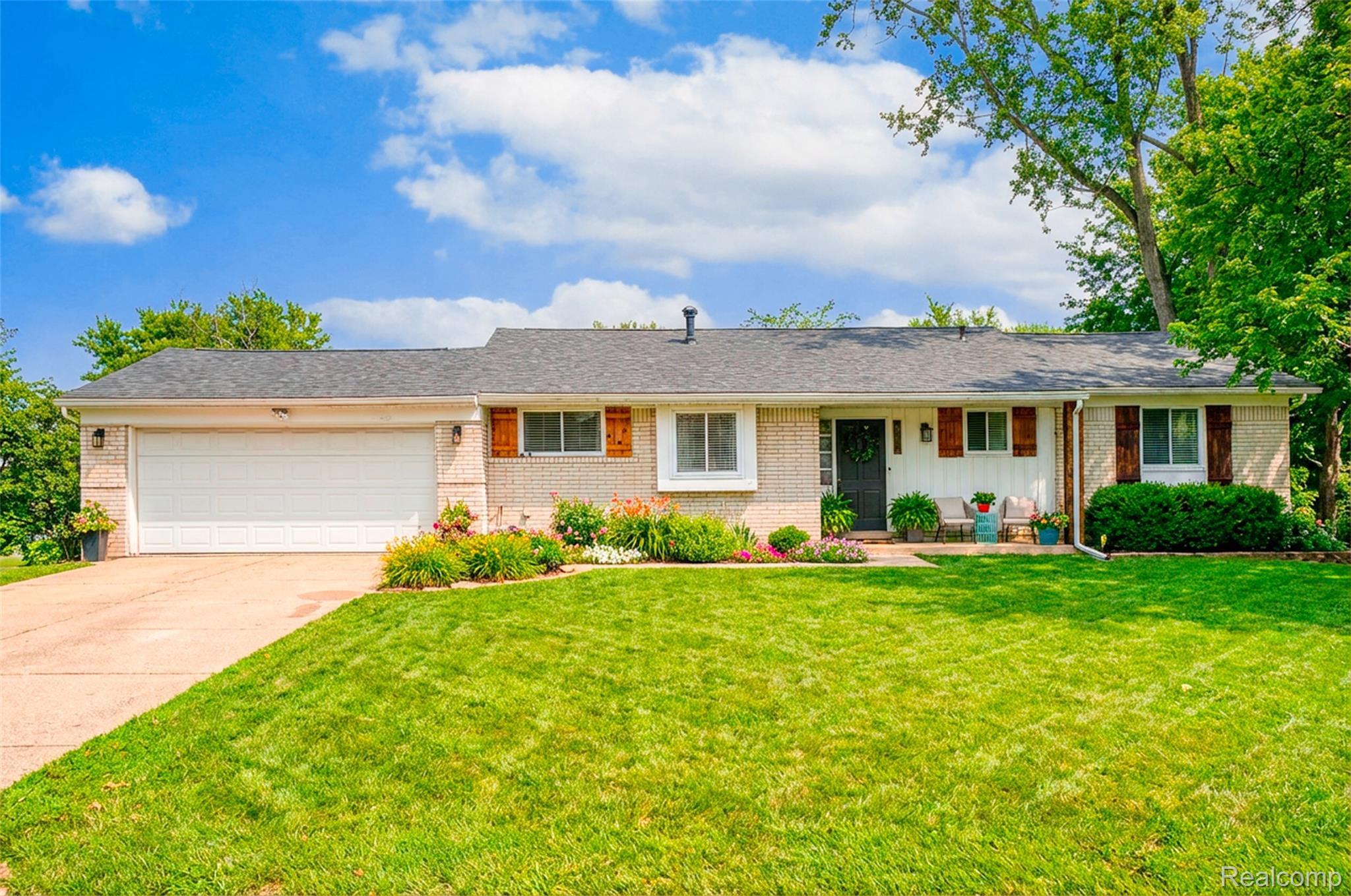 29258 Geraldine Court