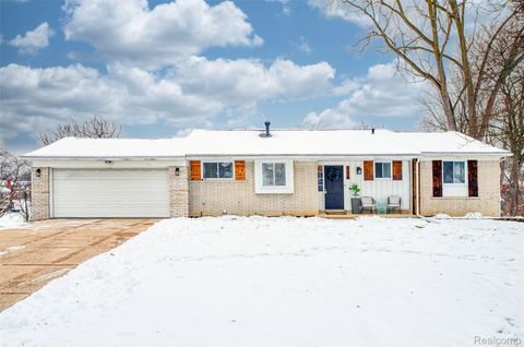 29258 Geraldine Court Farmington Hills City MI 48336