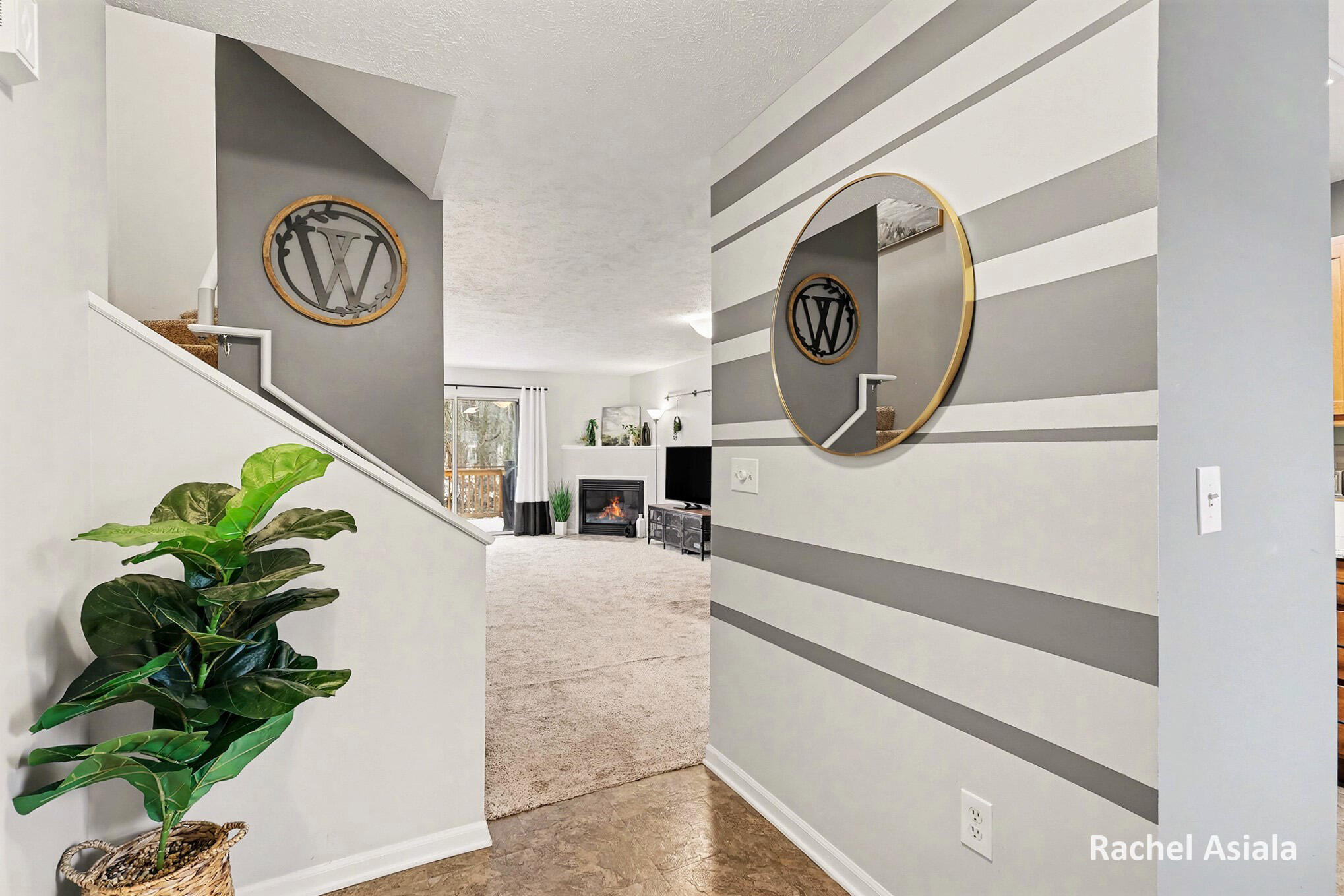 950 Ada Place Drive SE