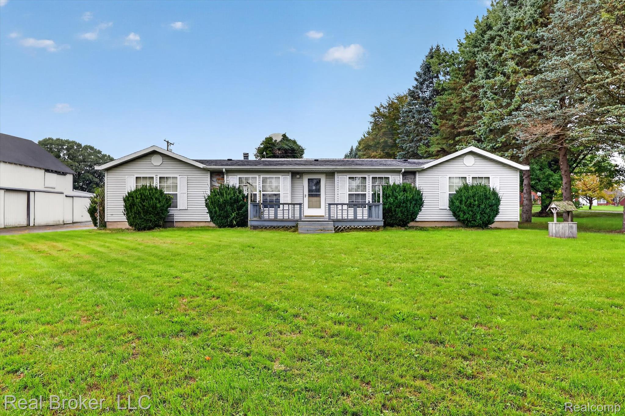 11189 3 1/2 Mile Road