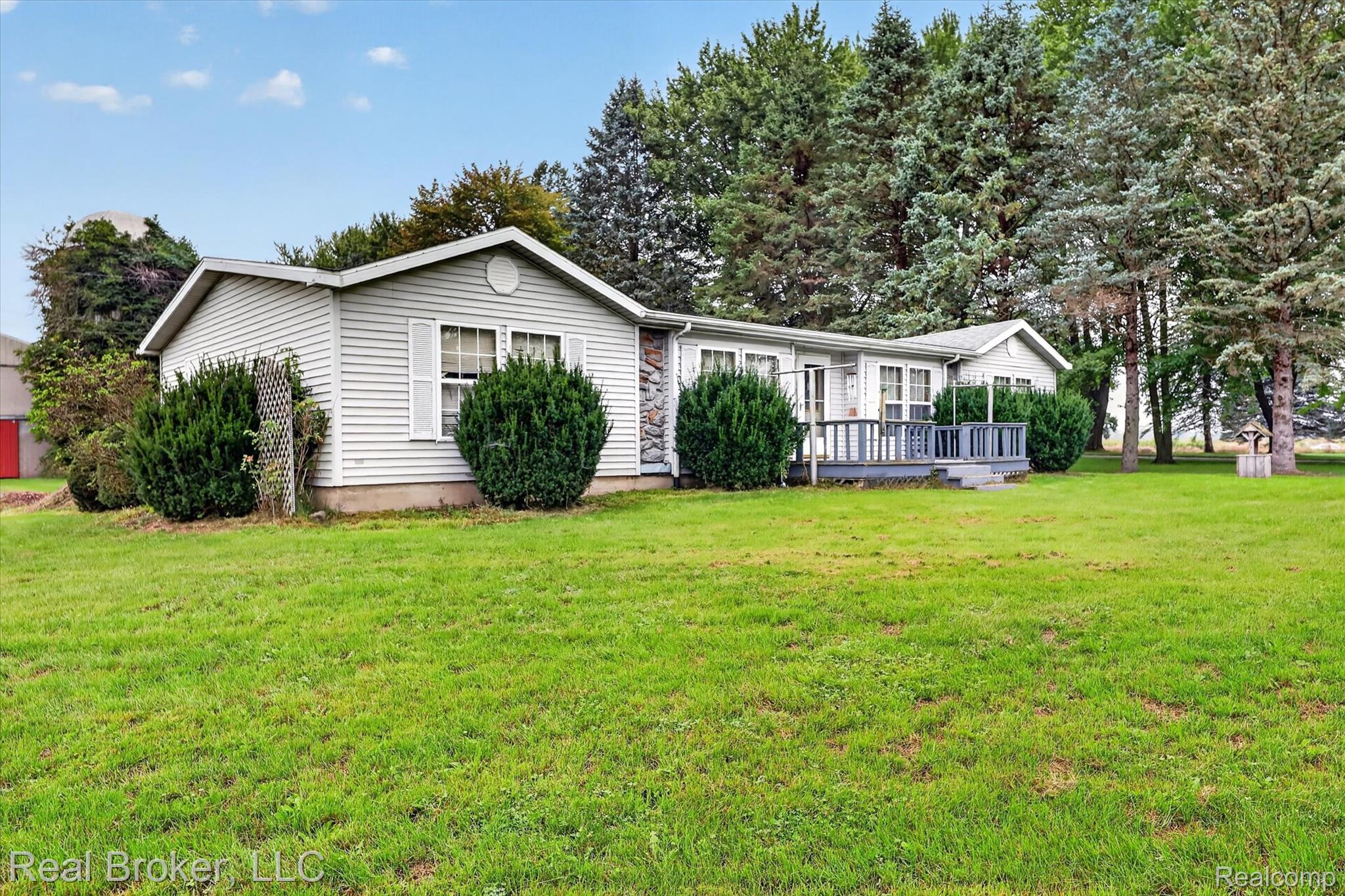 11189 3 1/2 Mile Road
