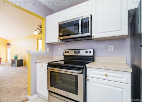 Tiny photo for 3424 Tremonte Circle N, Oakland Charter Township, MI 48306 (MLS # 20261085120)