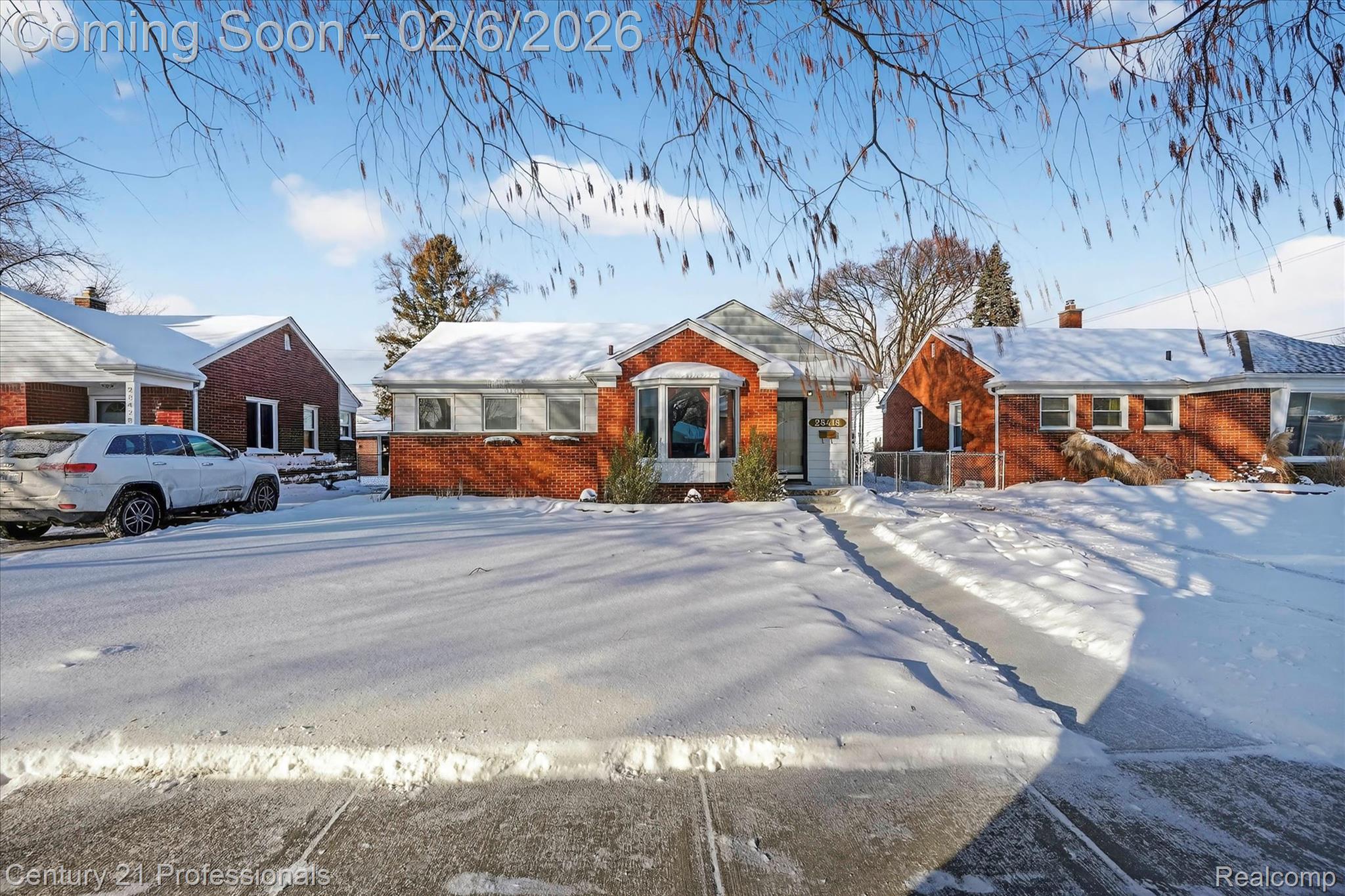 28418 N Clements Circle