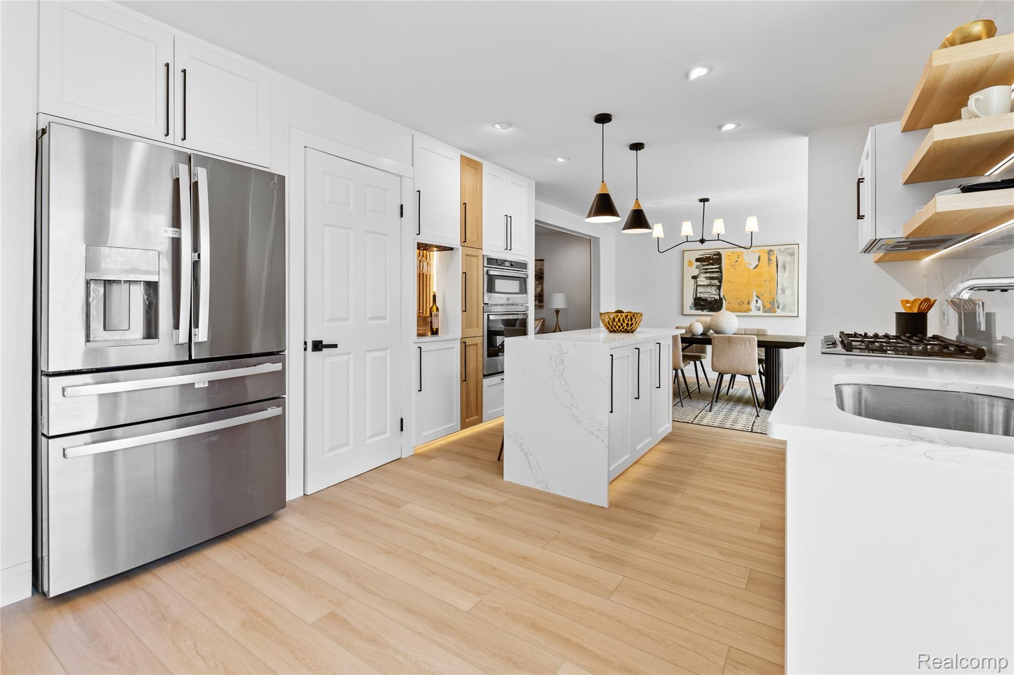 3407 Buckingham Trail