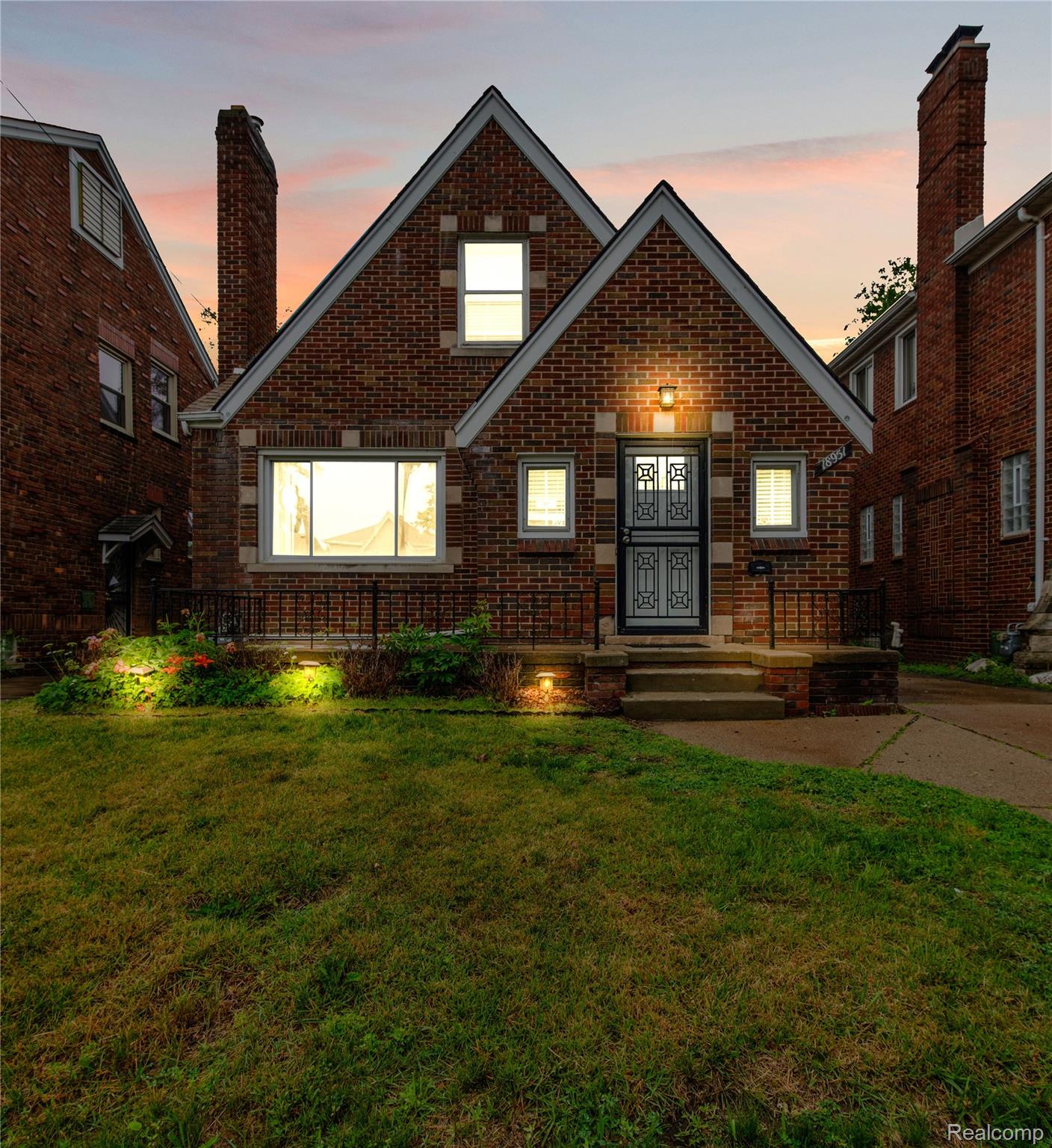 18951 Santa Rosa Drive