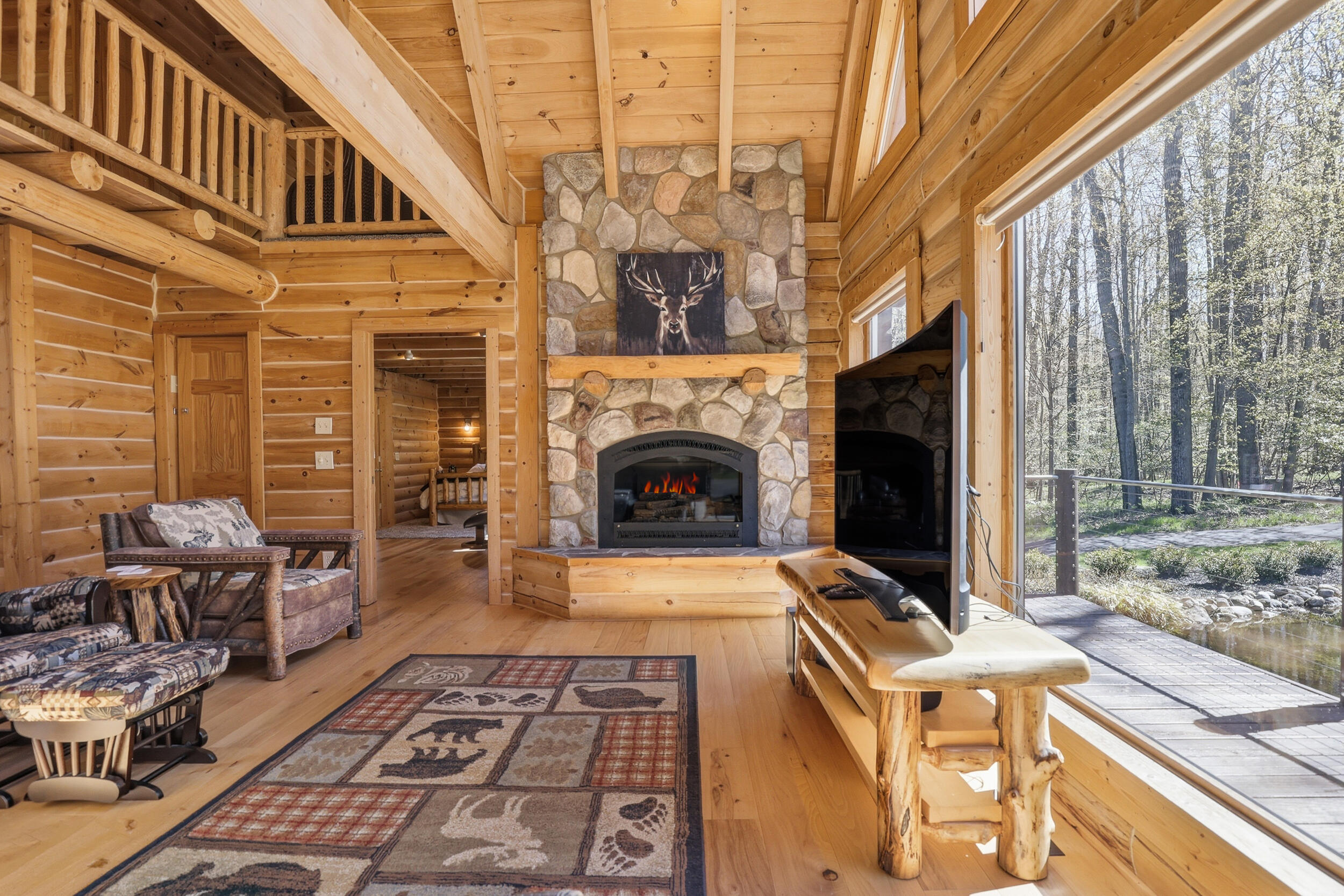10301 Mountain View Trail