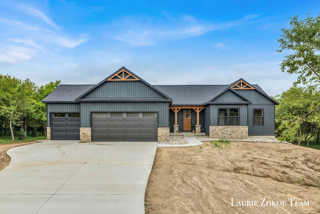 3493 Braeburn Orchard Drive NE