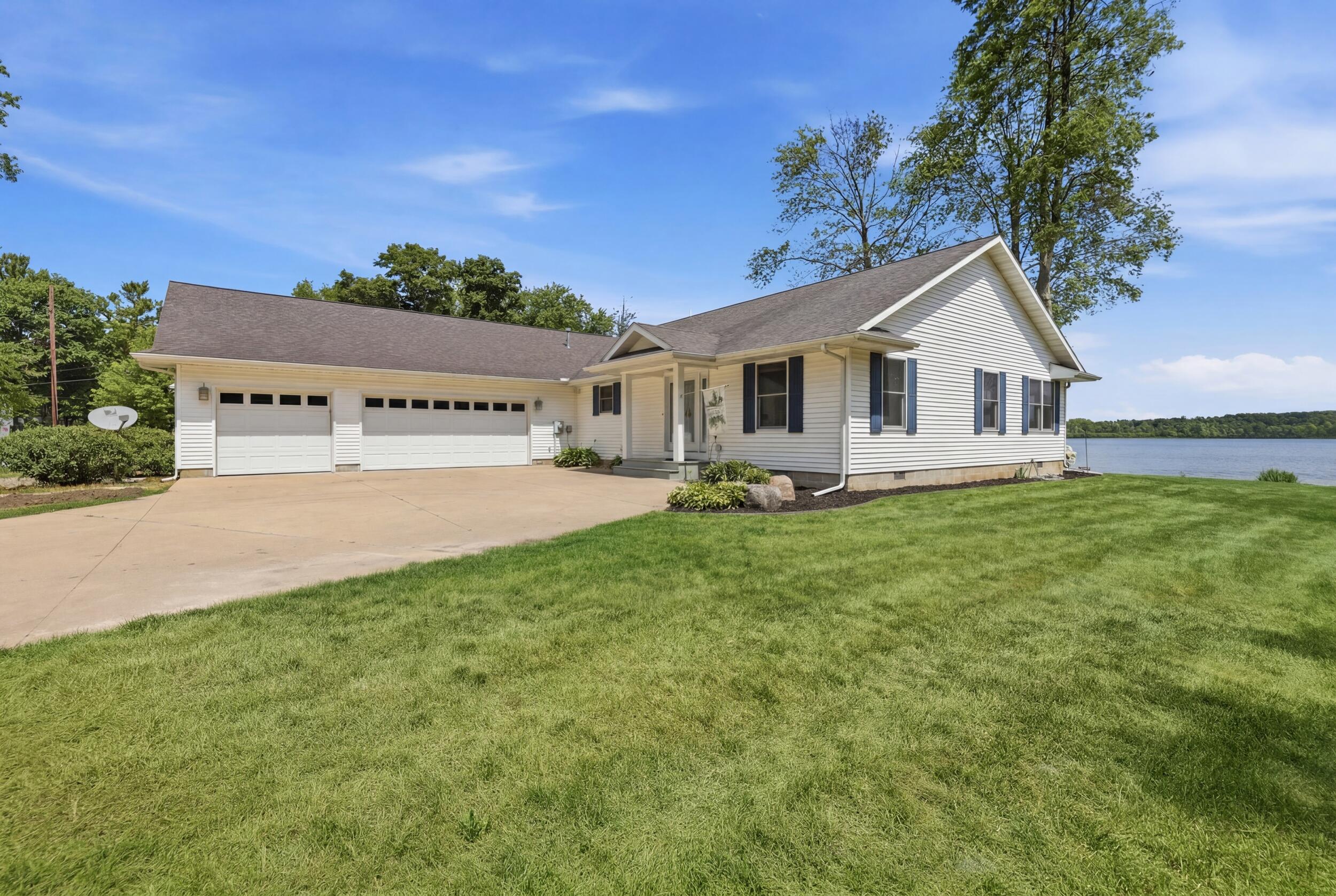 1080 S Woodland Drive