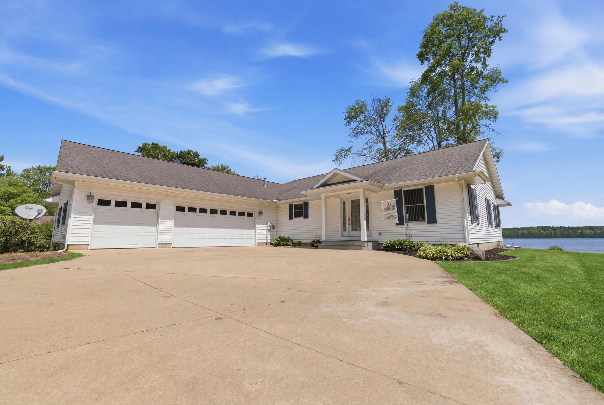 1080 S Woodland Drive