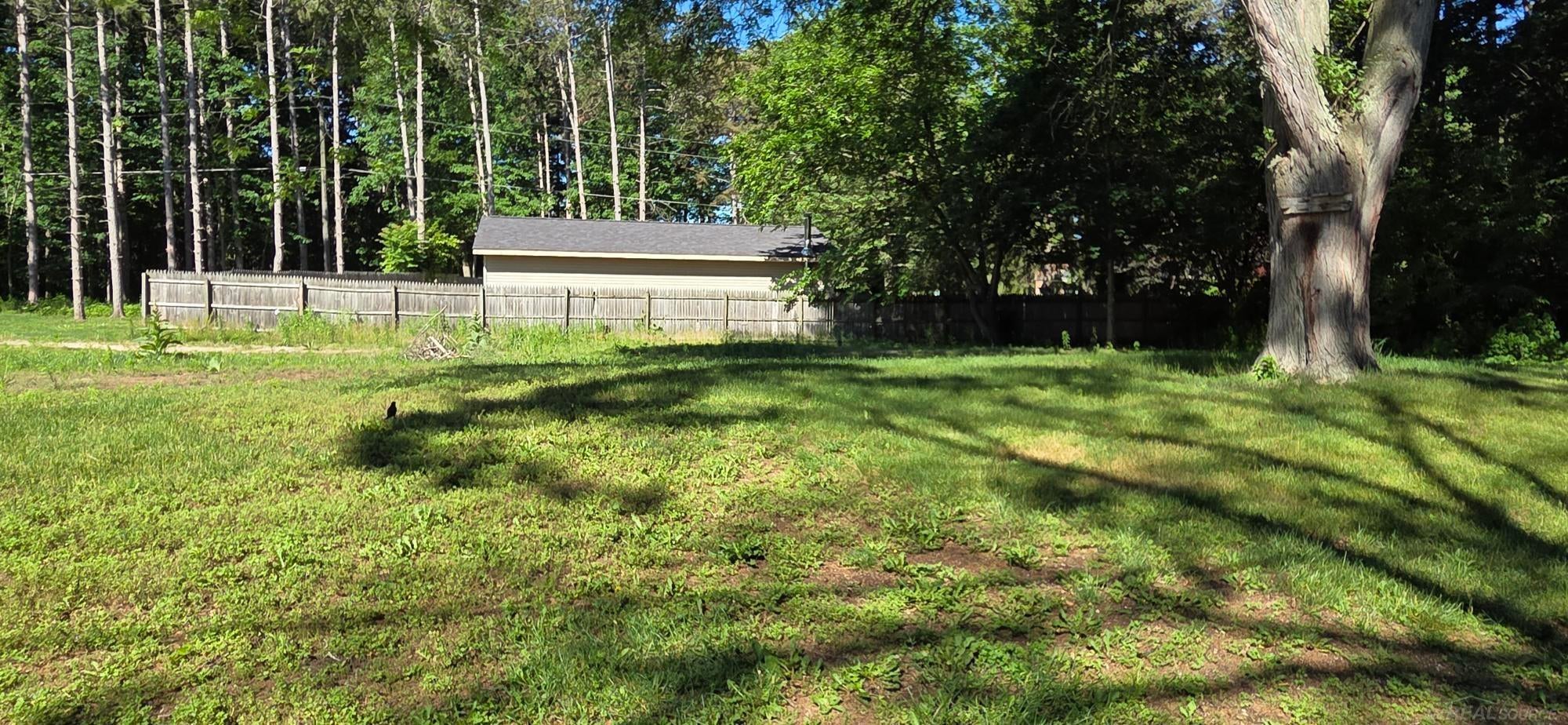 4579 Lakeshore Road