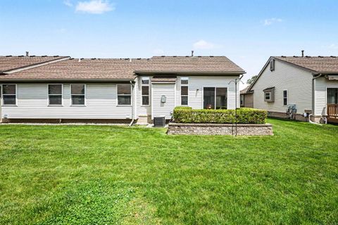 Tiny photo for 42349 Bayberry Street, Clinton Charter Township, MI 48038 (MLS # 58050209169)