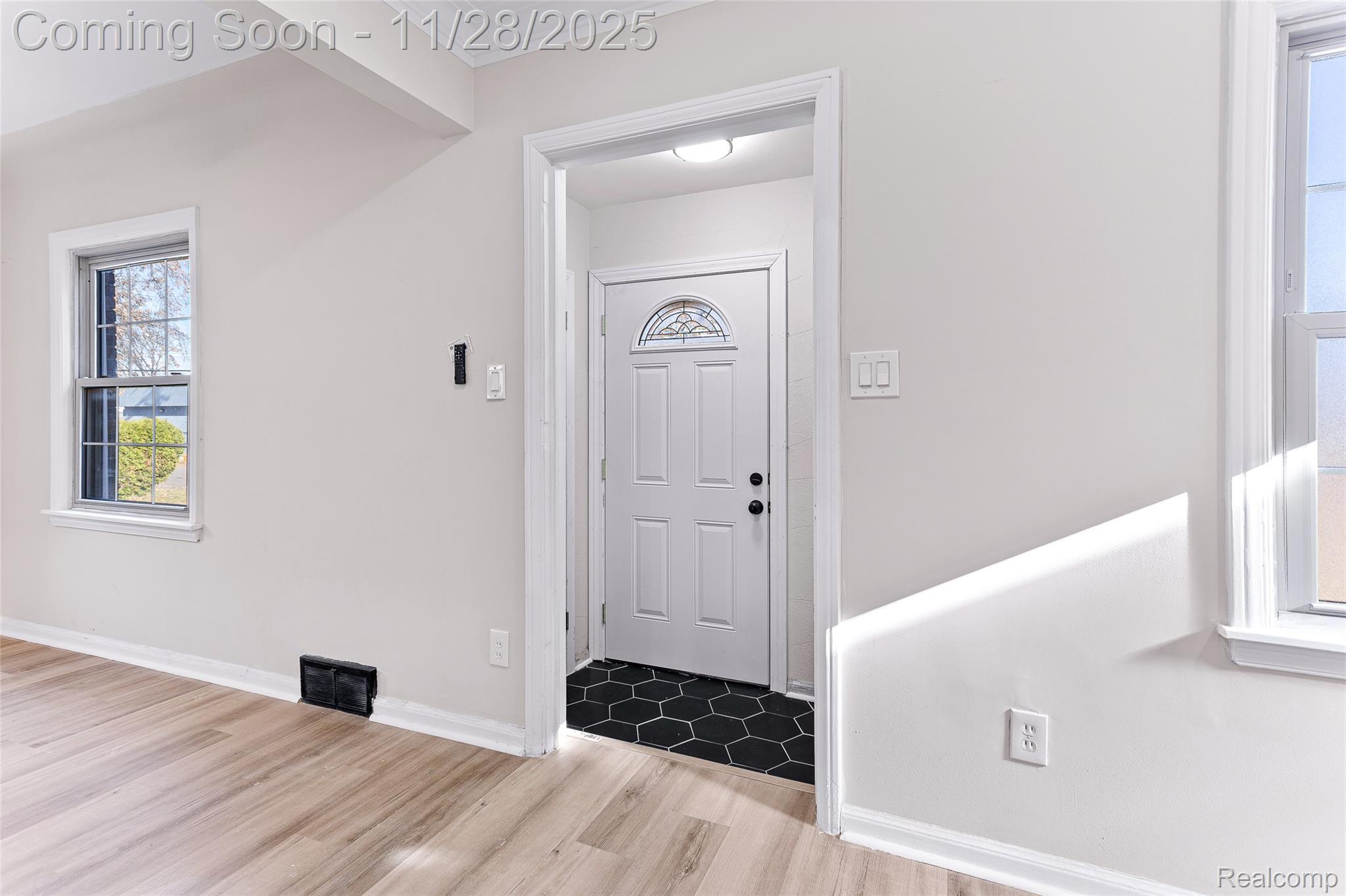 13599 Winthrop Street