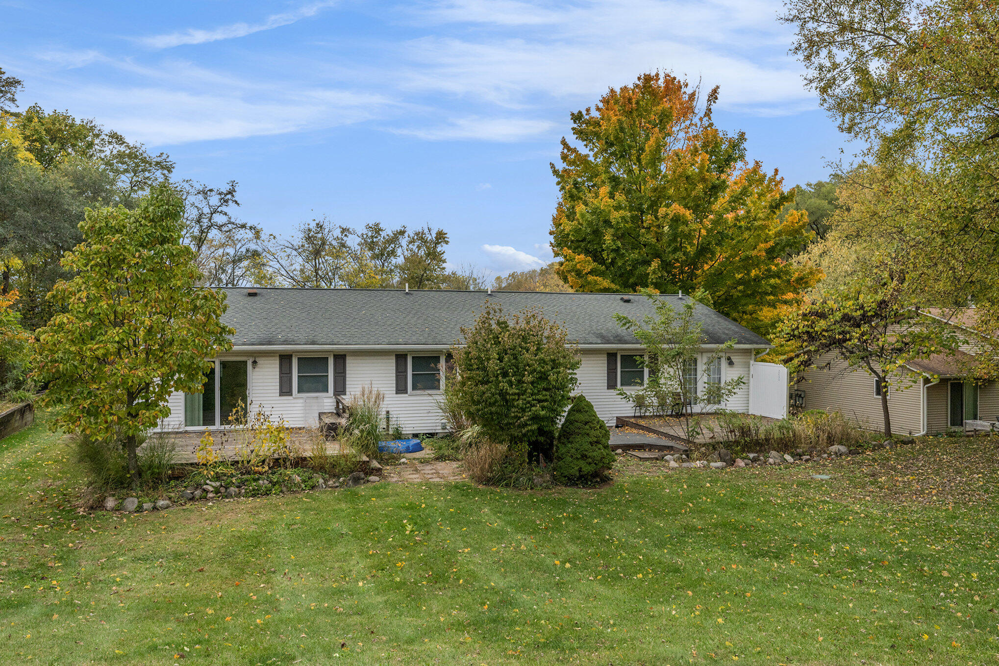 Kalamazoo, Michigan 49048, United States, 4 Bedrooms Bedrooms, ,Residential,Active,247409