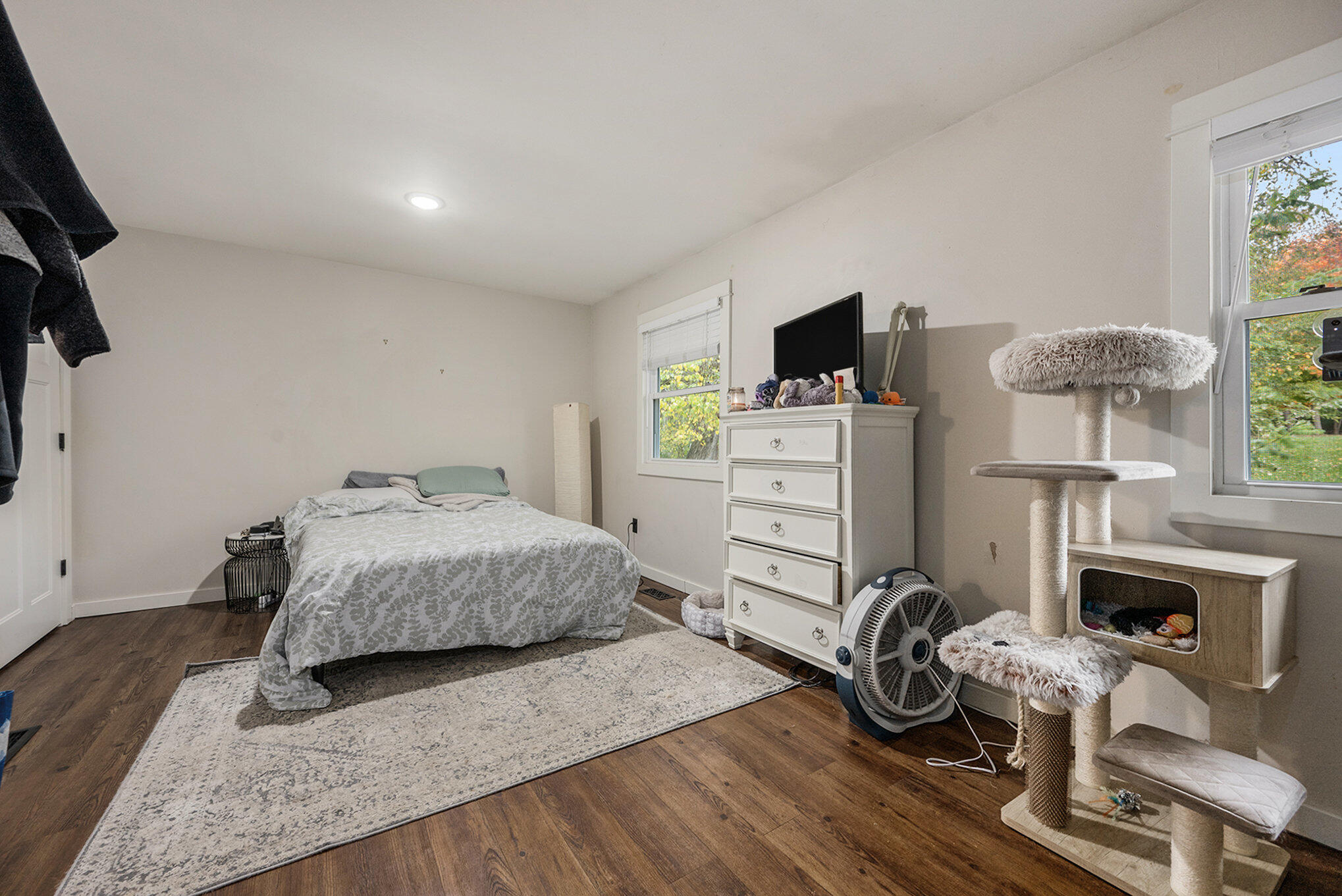 Kalamazoo, Michigan 49048, United States, 4 Bedrooms Bedrooms, ,Residential,Active,247409