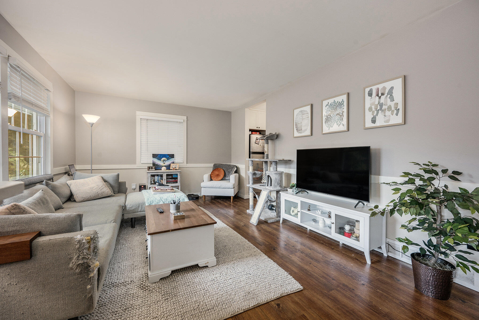 Kalamazoo, Michigan 49048, United States, 4 Bedrooms Bedrooms, ,Residential,Active,247409