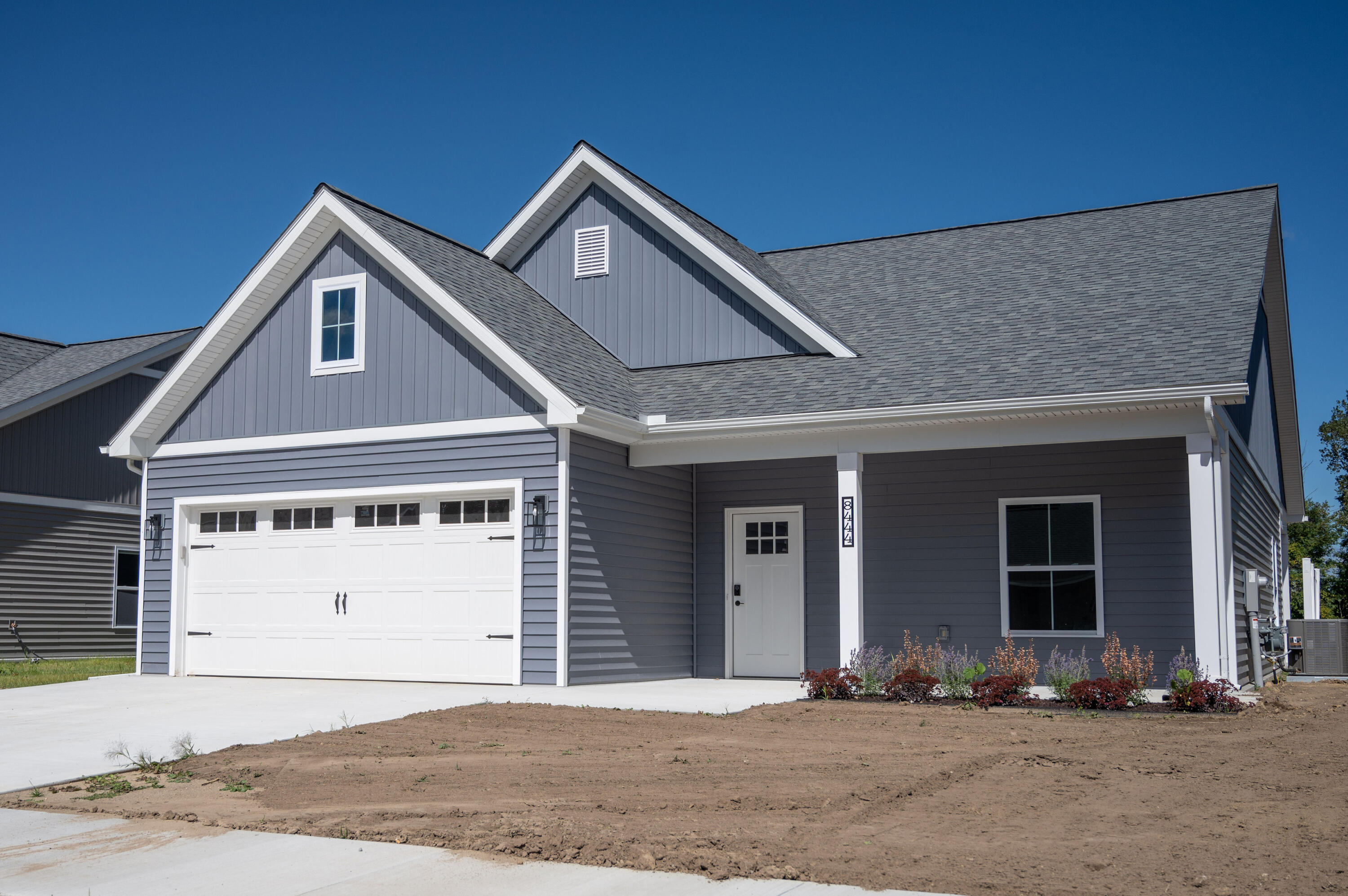 8441 Oak Shade Circle