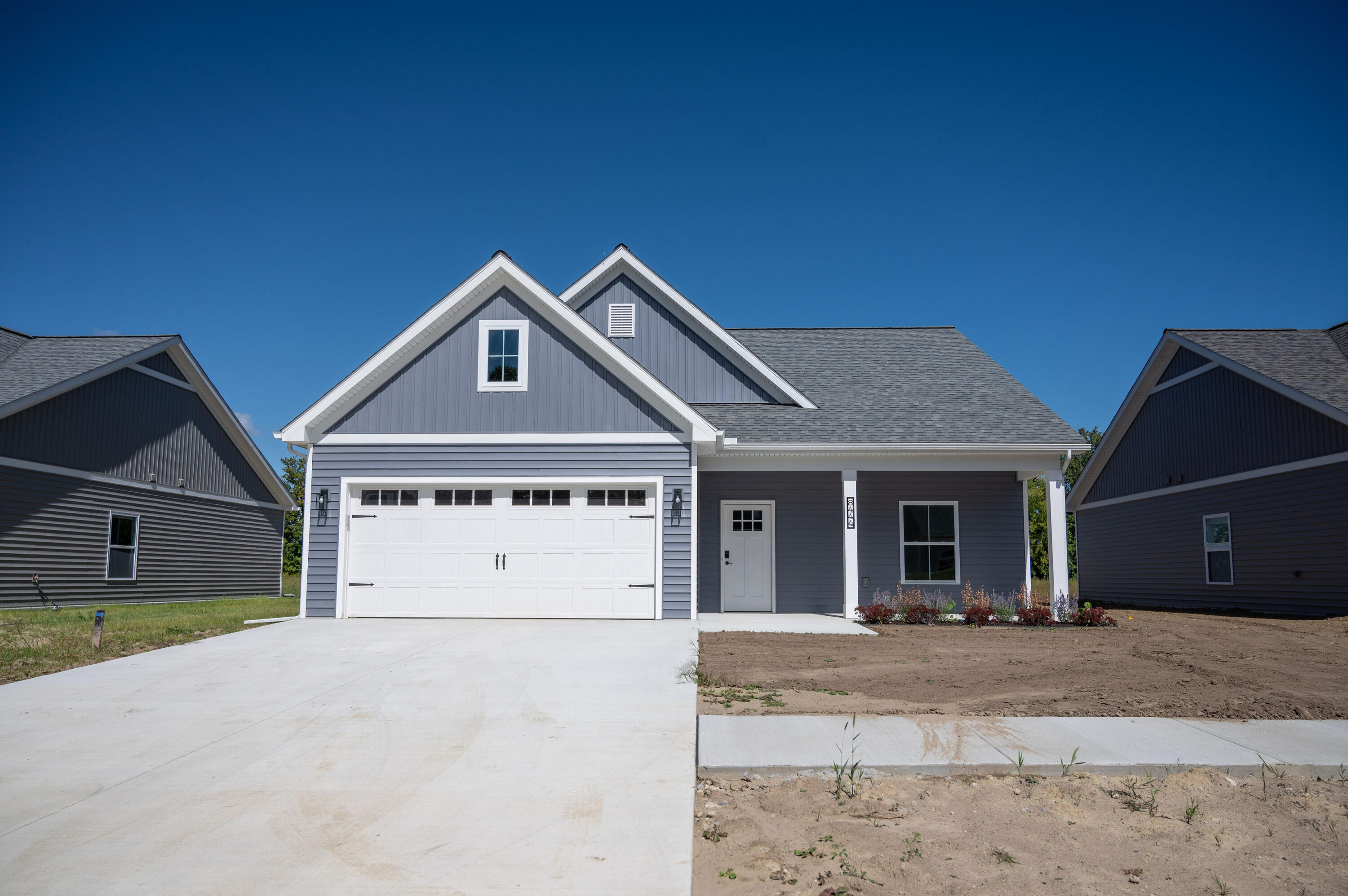 8441 Oak Shade Circle