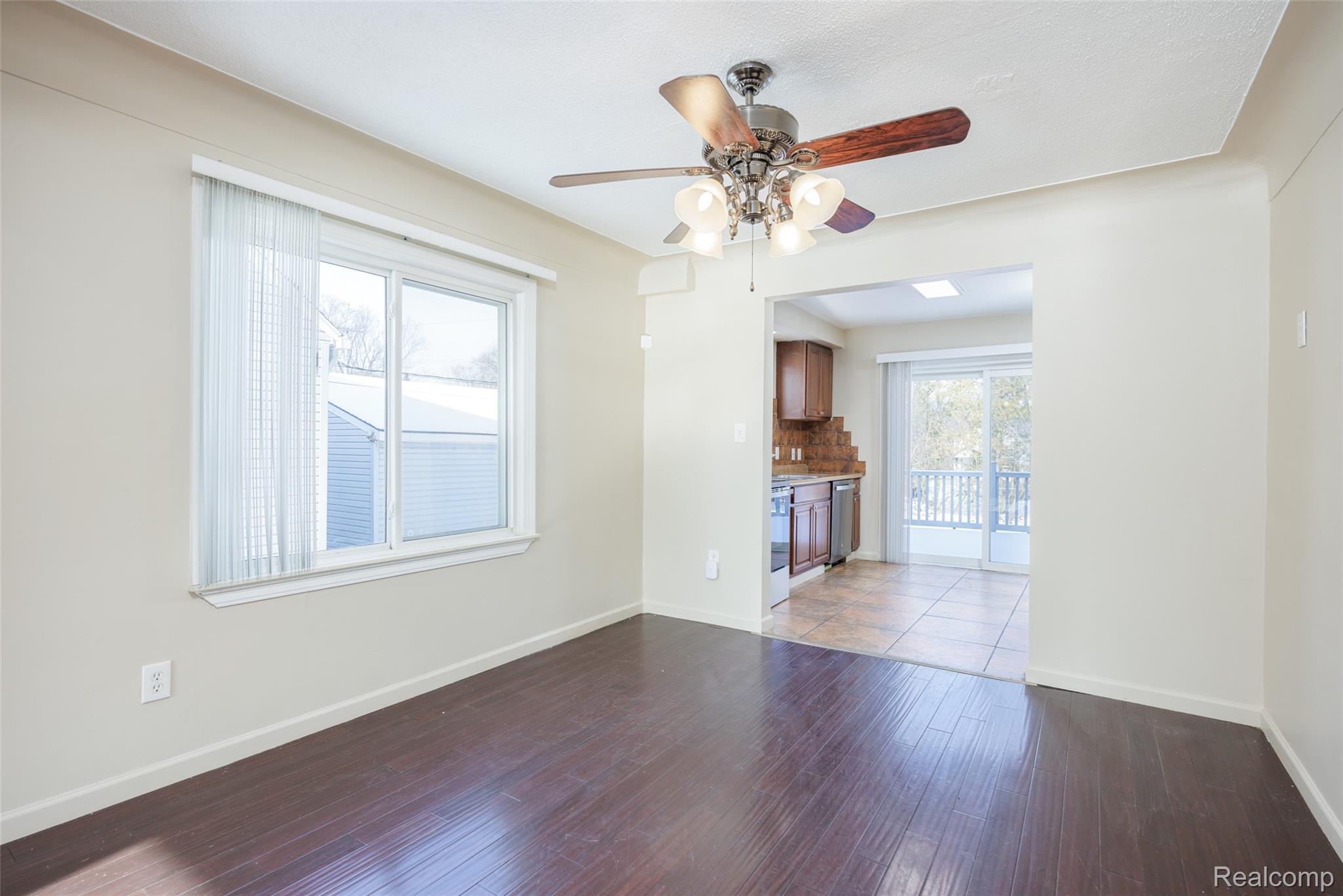 19490 Goldwin Street