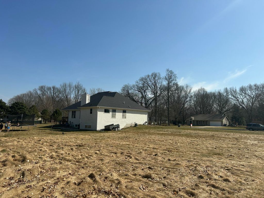 listing image 36