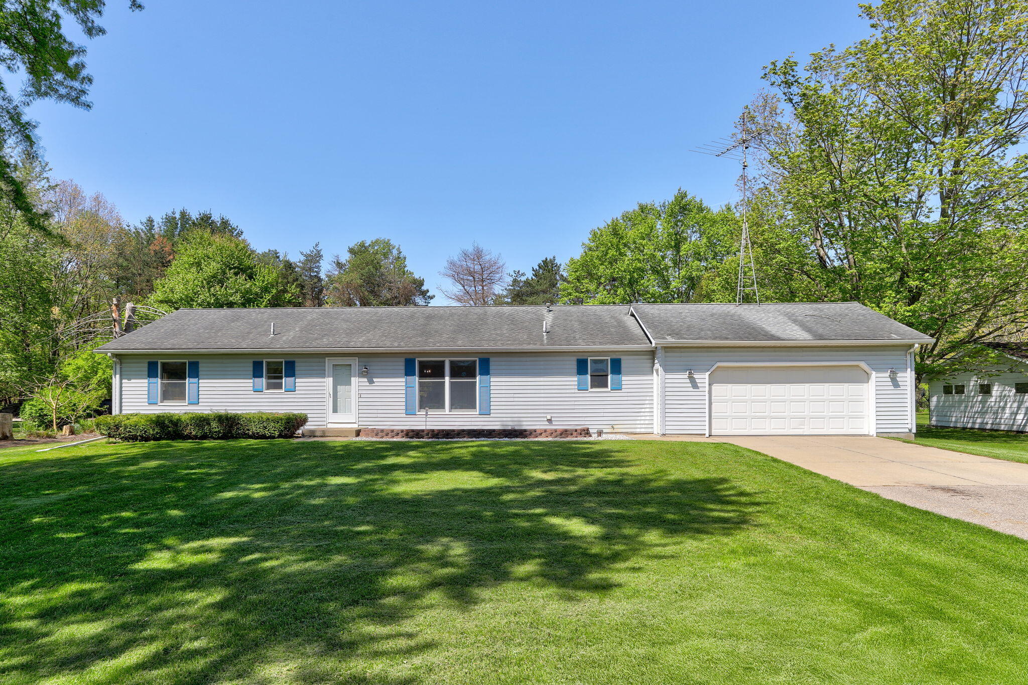 52300 County Road 687