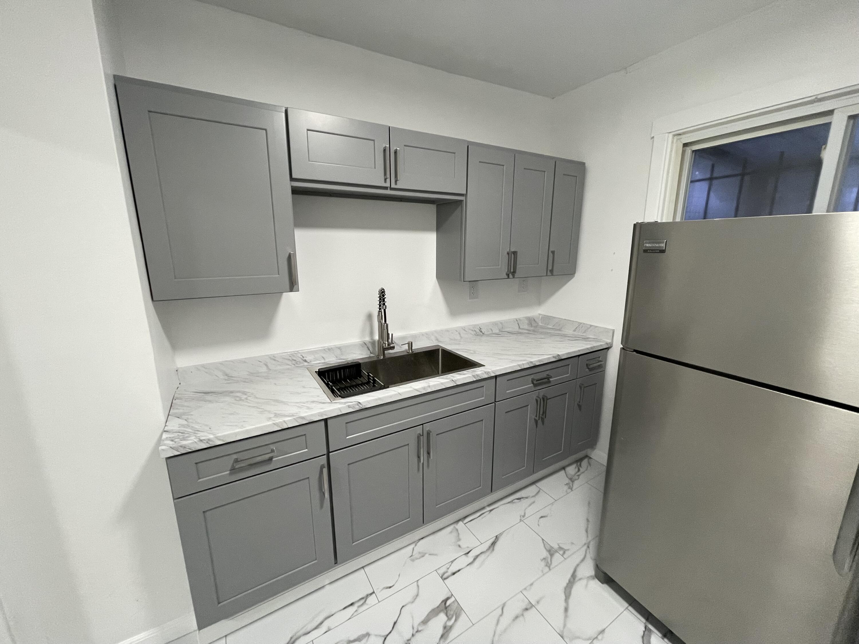 17330 Waltham Street