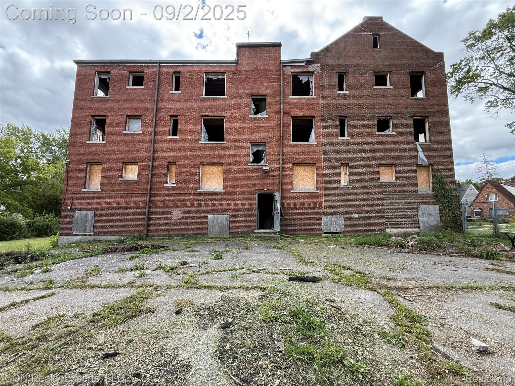 94 Dwight Avenue