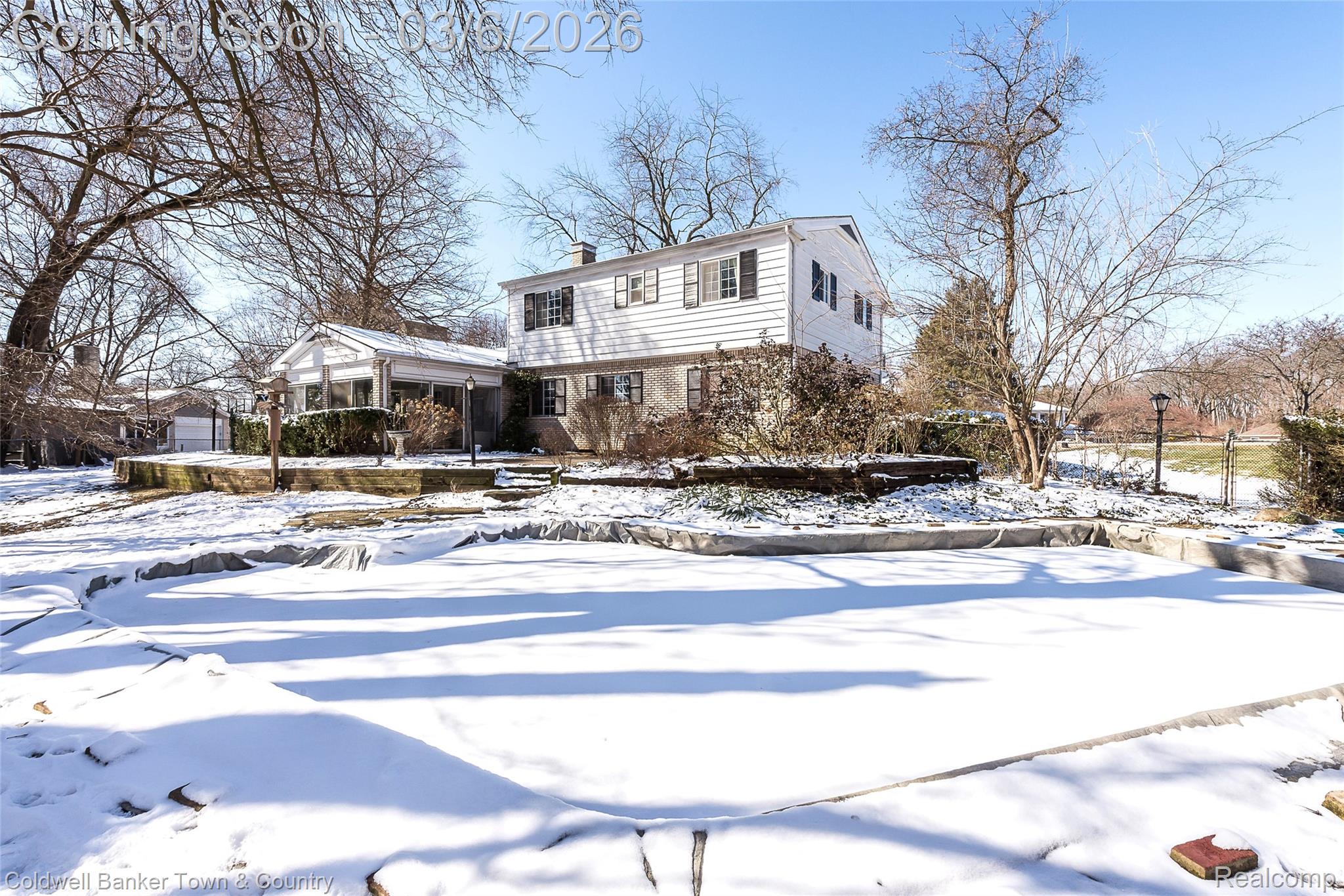 220 Hillcrest Avenue