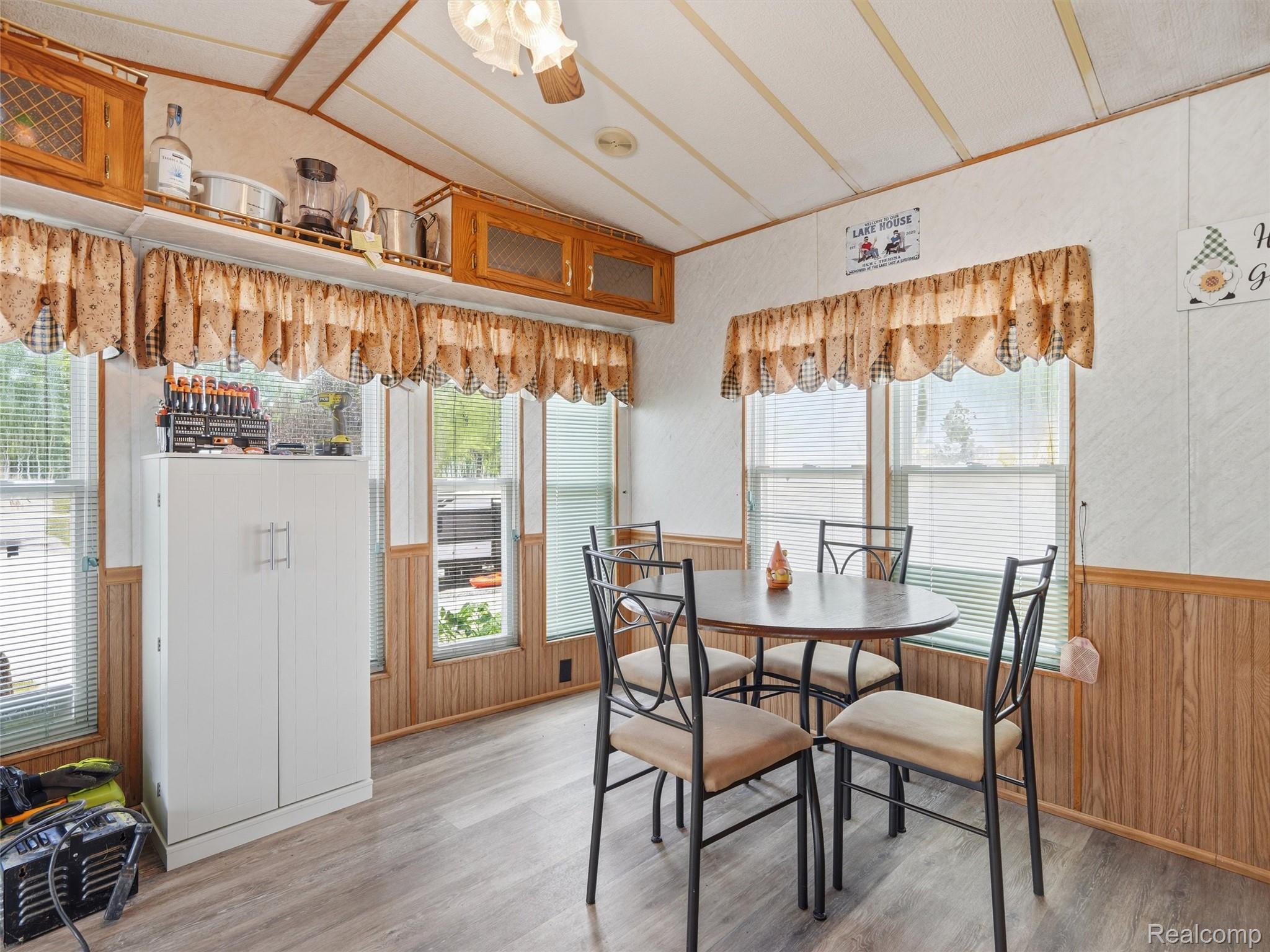 10001 Goodall Road 328