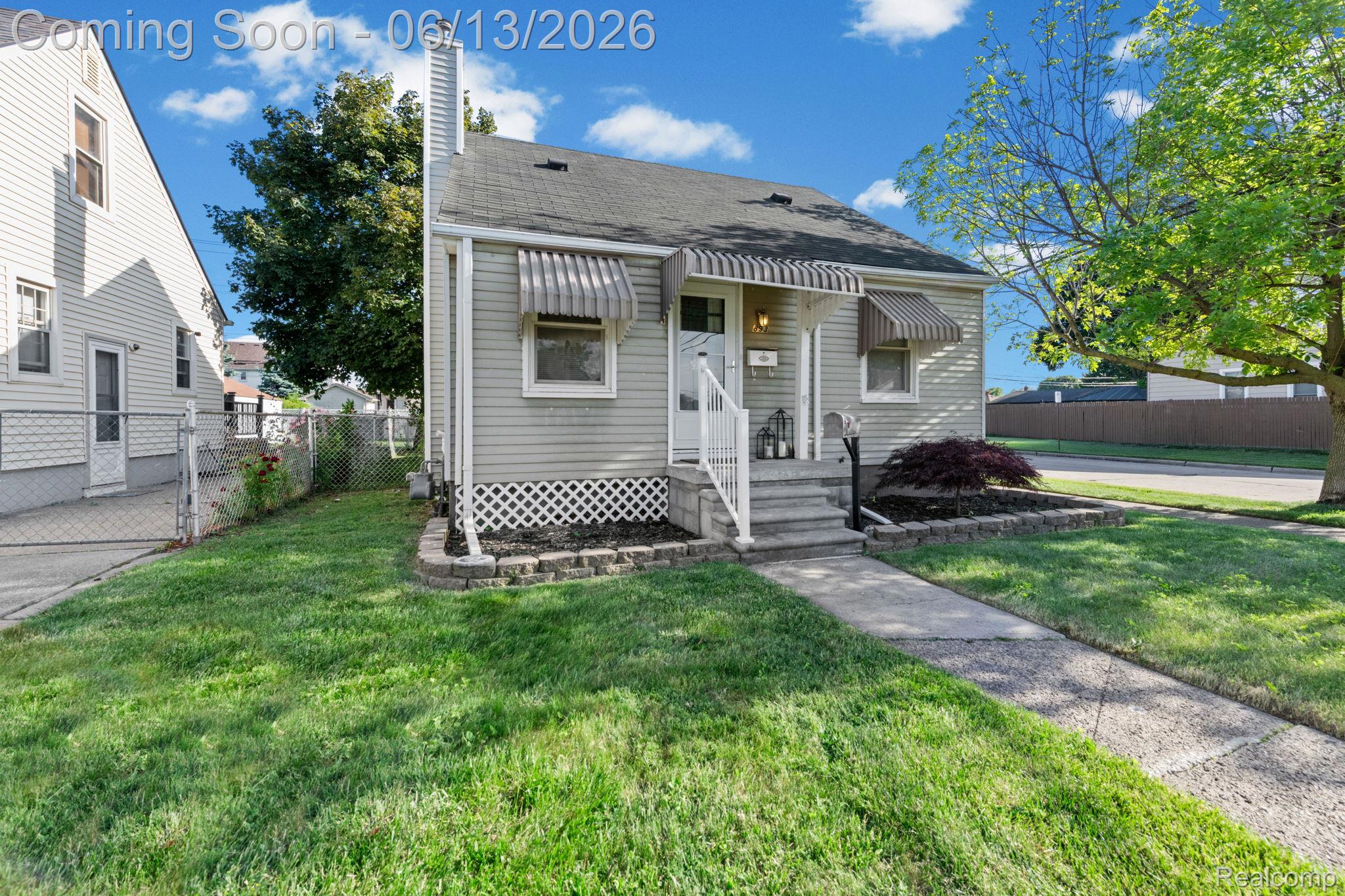 893 Ford Boulevard