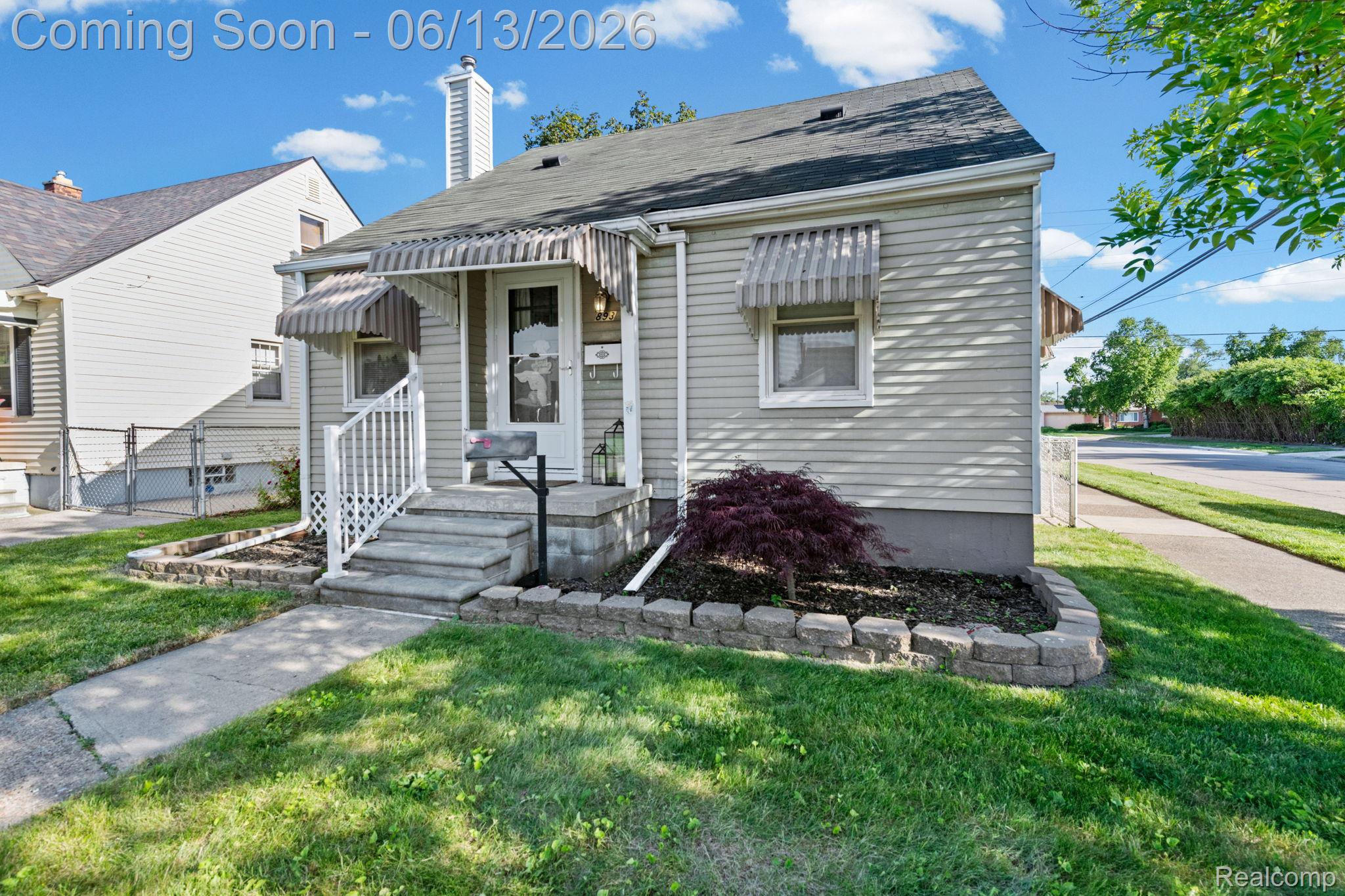 893 Ford Boulevard