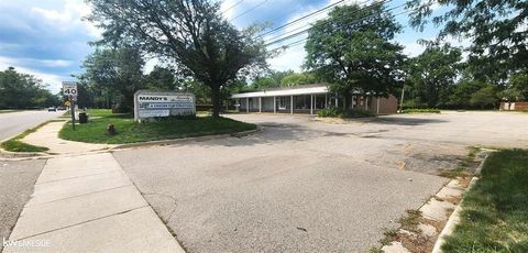 24050 W 9 MILE Road Southfield City MI 48033