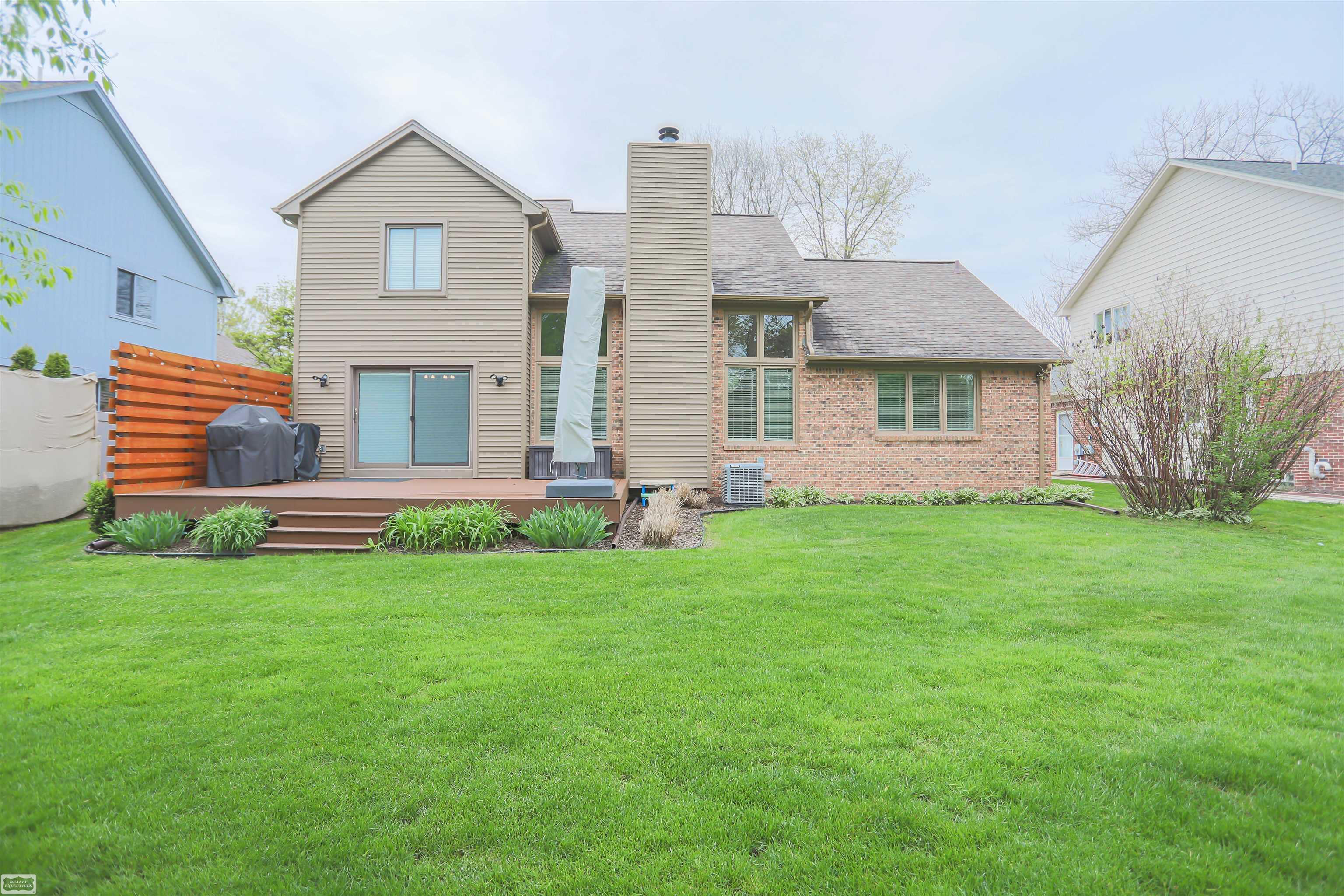 6740 Redford Circle
