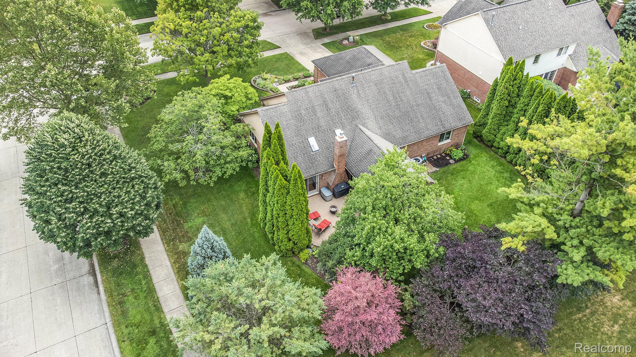 Troy City, Michigan 48085, United States, 3 Bedrooms Bedrooms, ,2 BathroomsBathrooms,Residential,Active,165794