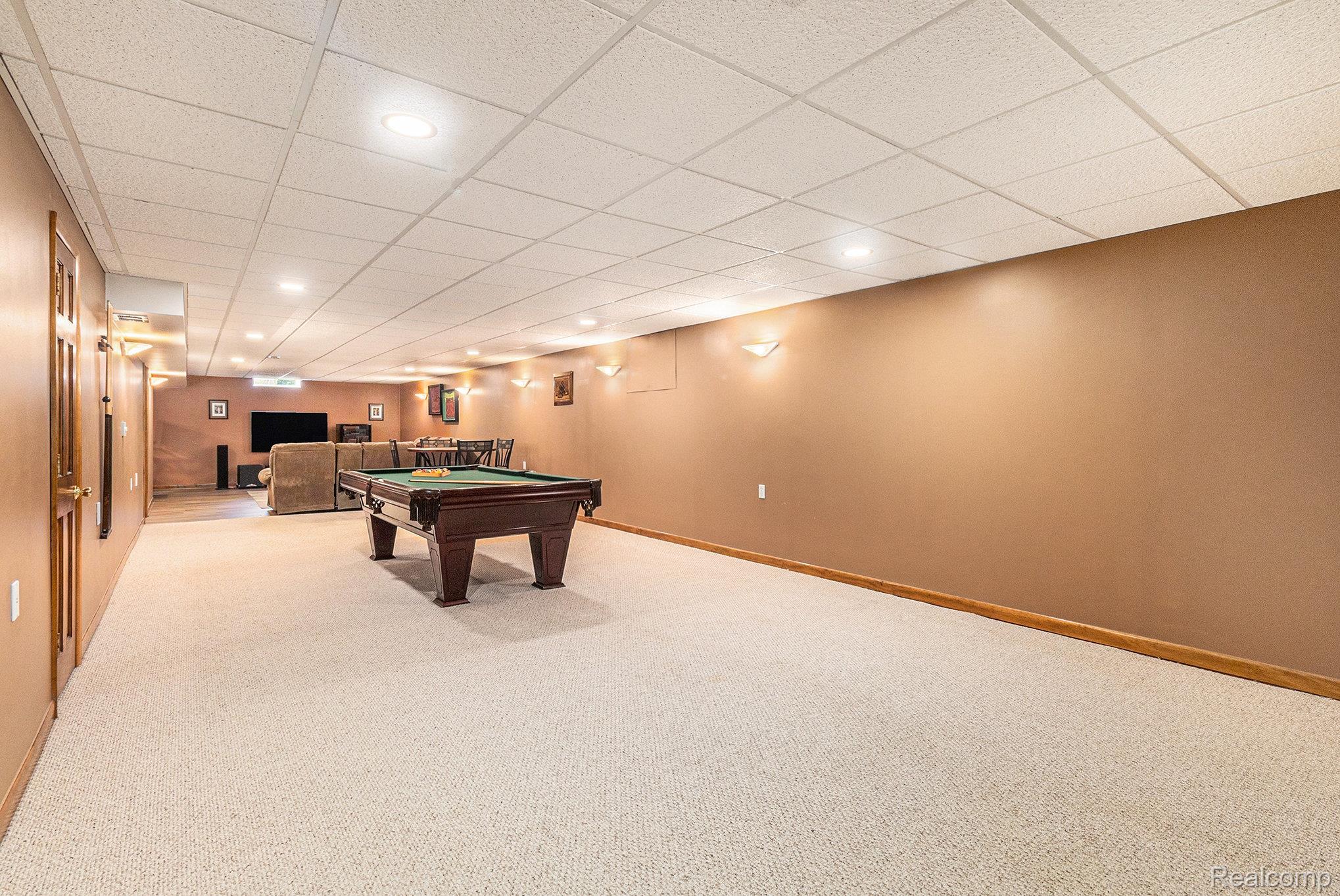 Troy City, Michigan 48085, United States, 3 Bedrooms Bedrooms, ,2 BathroomsBathrooms,Residential,Active,165794