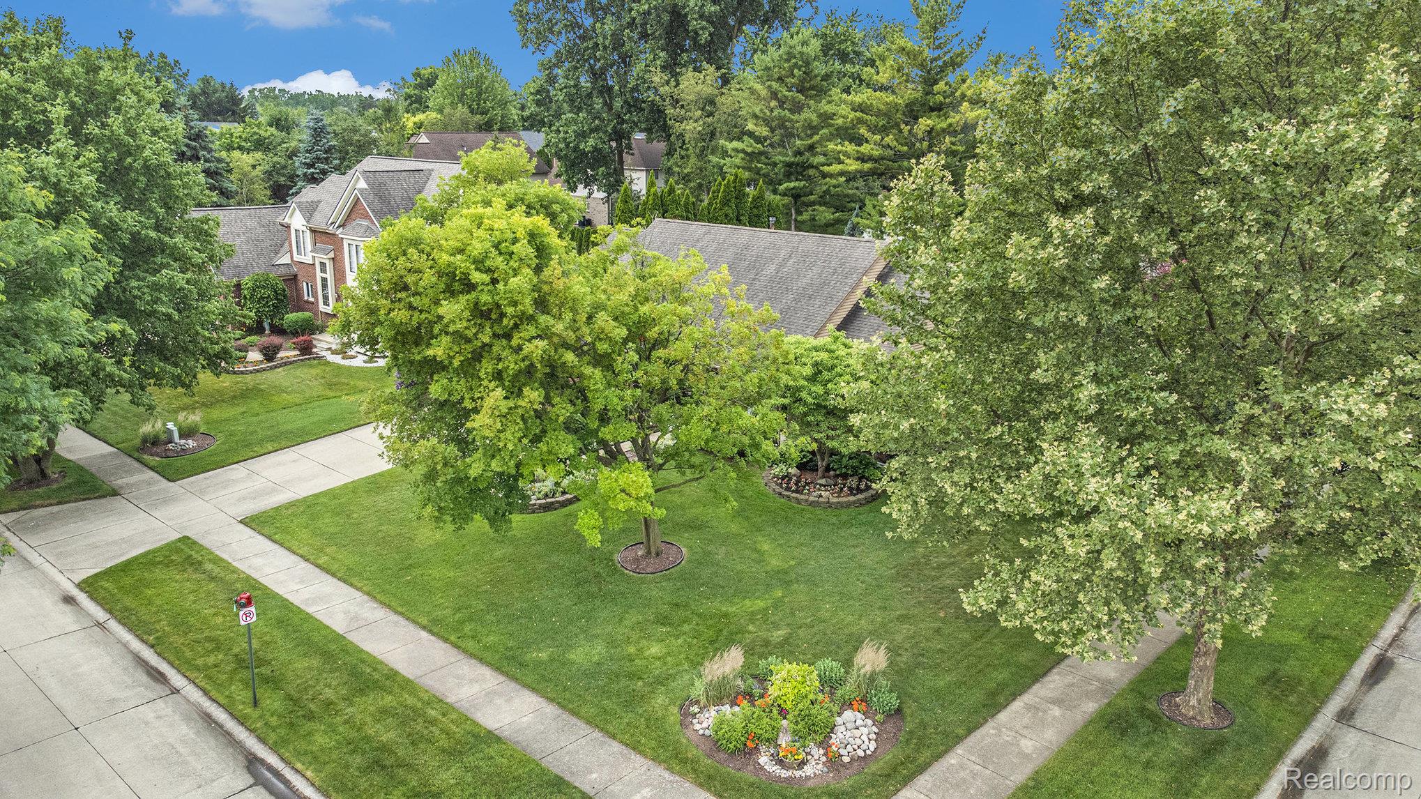 Troy City, Michigan 48085, United States, 3 Bedrooms Bedrooms, ,2 BathroomsBathrooms,Residential,Active,165794