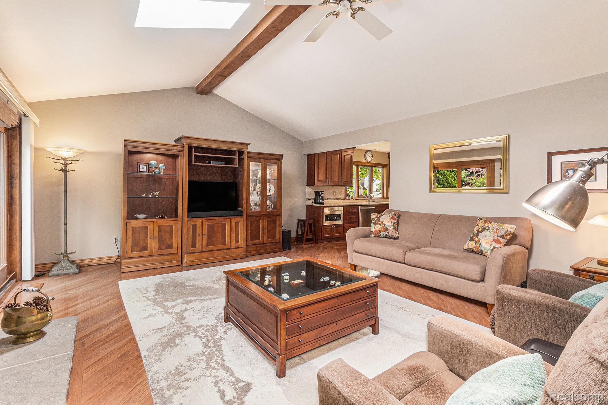 Troy City, Michigan 48085, United States, 3 Bedrooms Bedrooms, ,2 BathroomsBathrooms,Residential,Active,165794