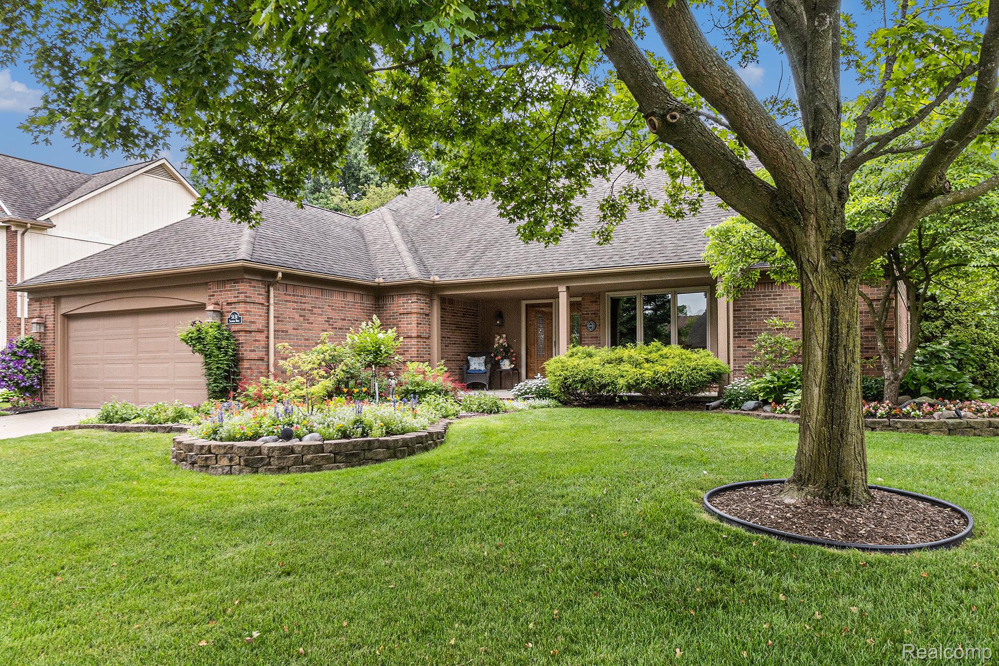 Troy City, Michigan 48085, United States, 3 Bedrooms Bedrooms, ,2 BathroomsBathrooms,Residential,Active,165794