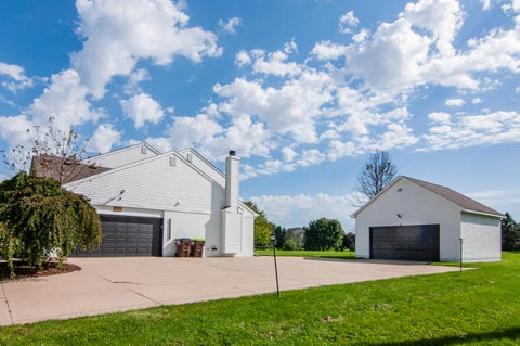 Tiny photo for 177 W Willis Road, Saline Township, MI 48176 (MLS # 81026054594)