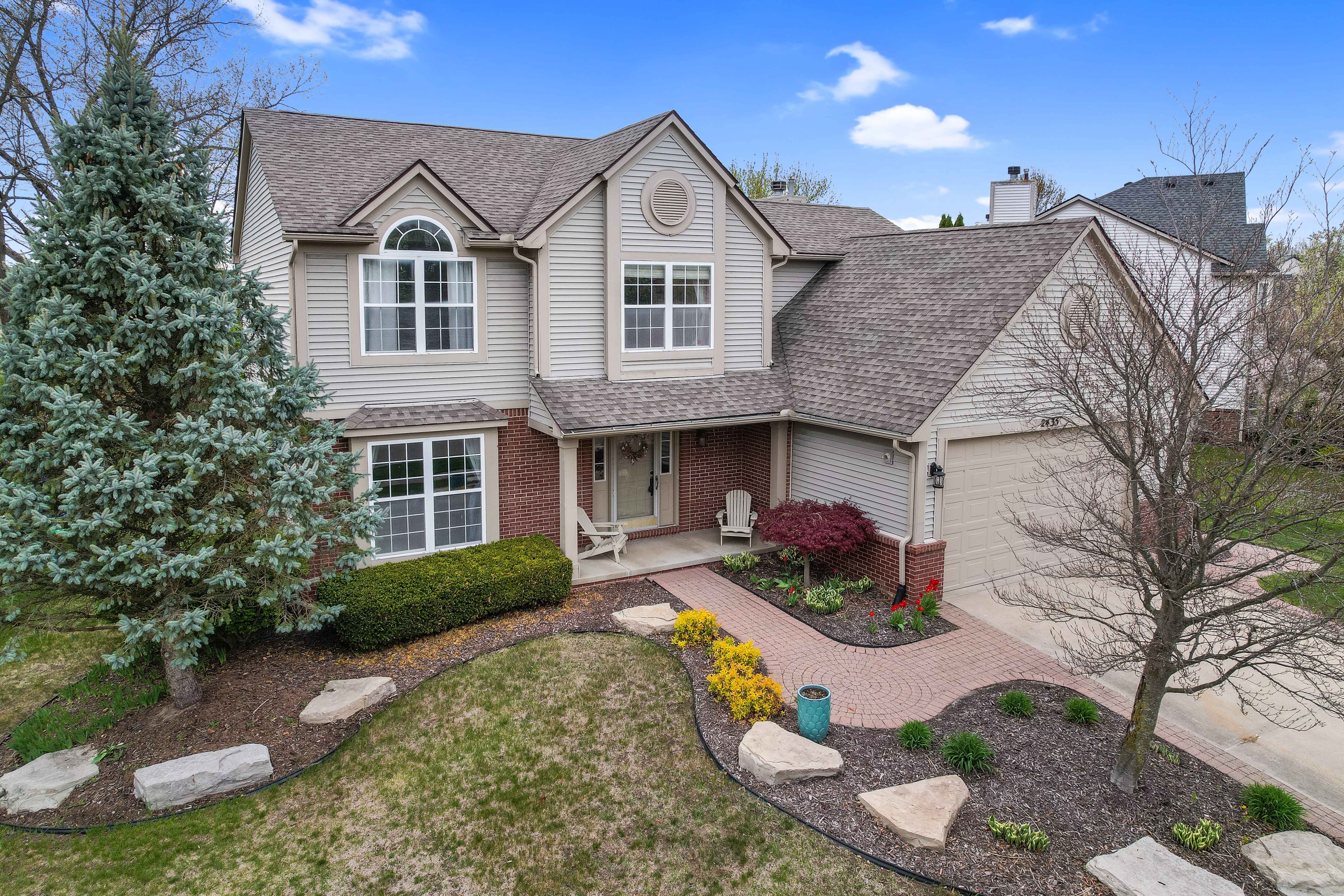 2435 IVY HILL Drive