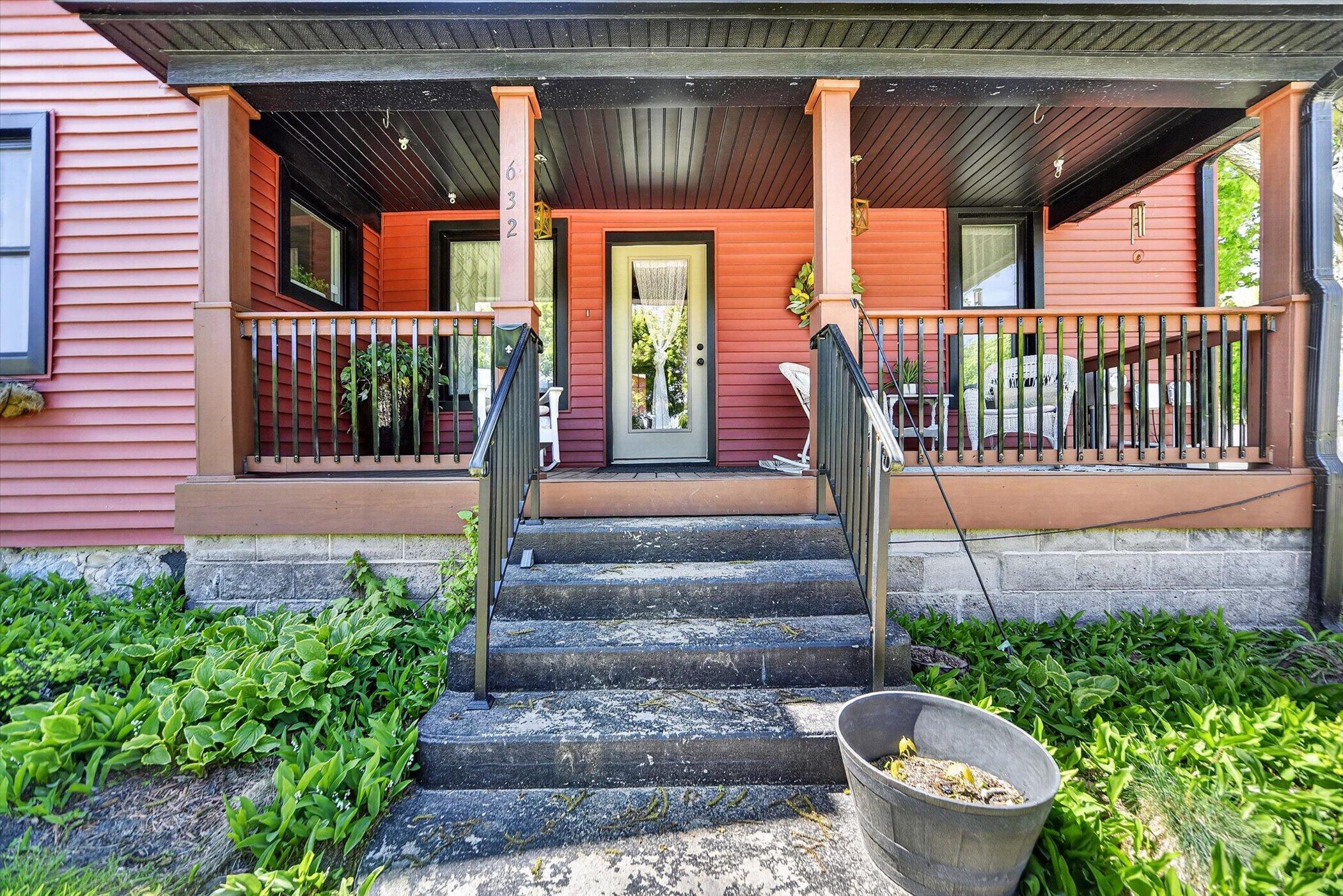 632 Hill Street