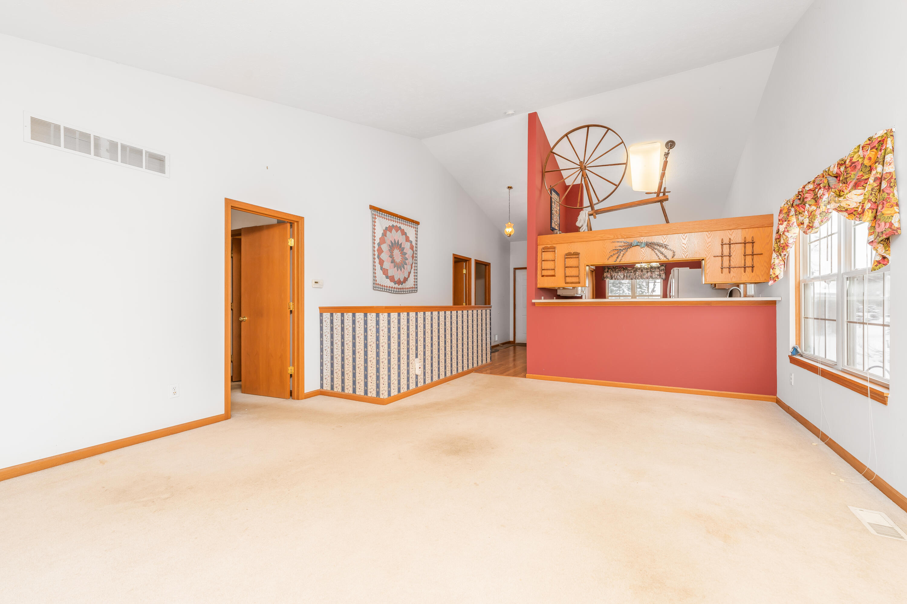 6105 Fairgrove Street