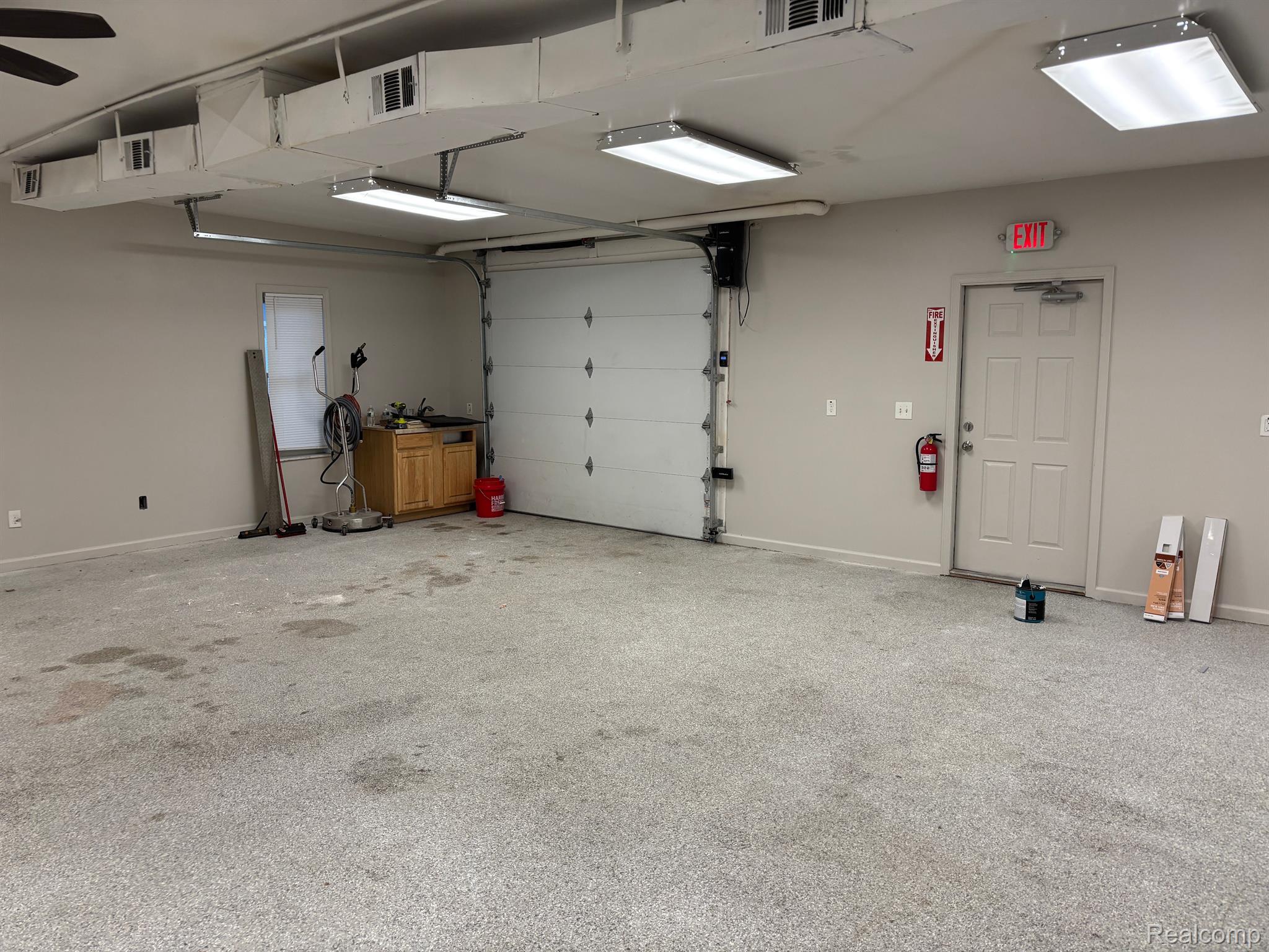 3135 Dixie Highway 105