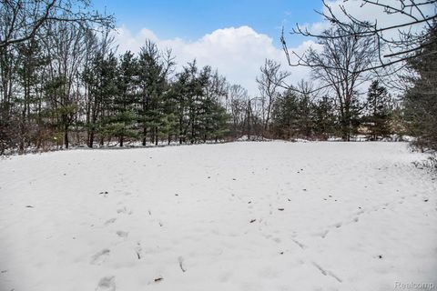 5747 Leland Drive Northfield Township MI 48105