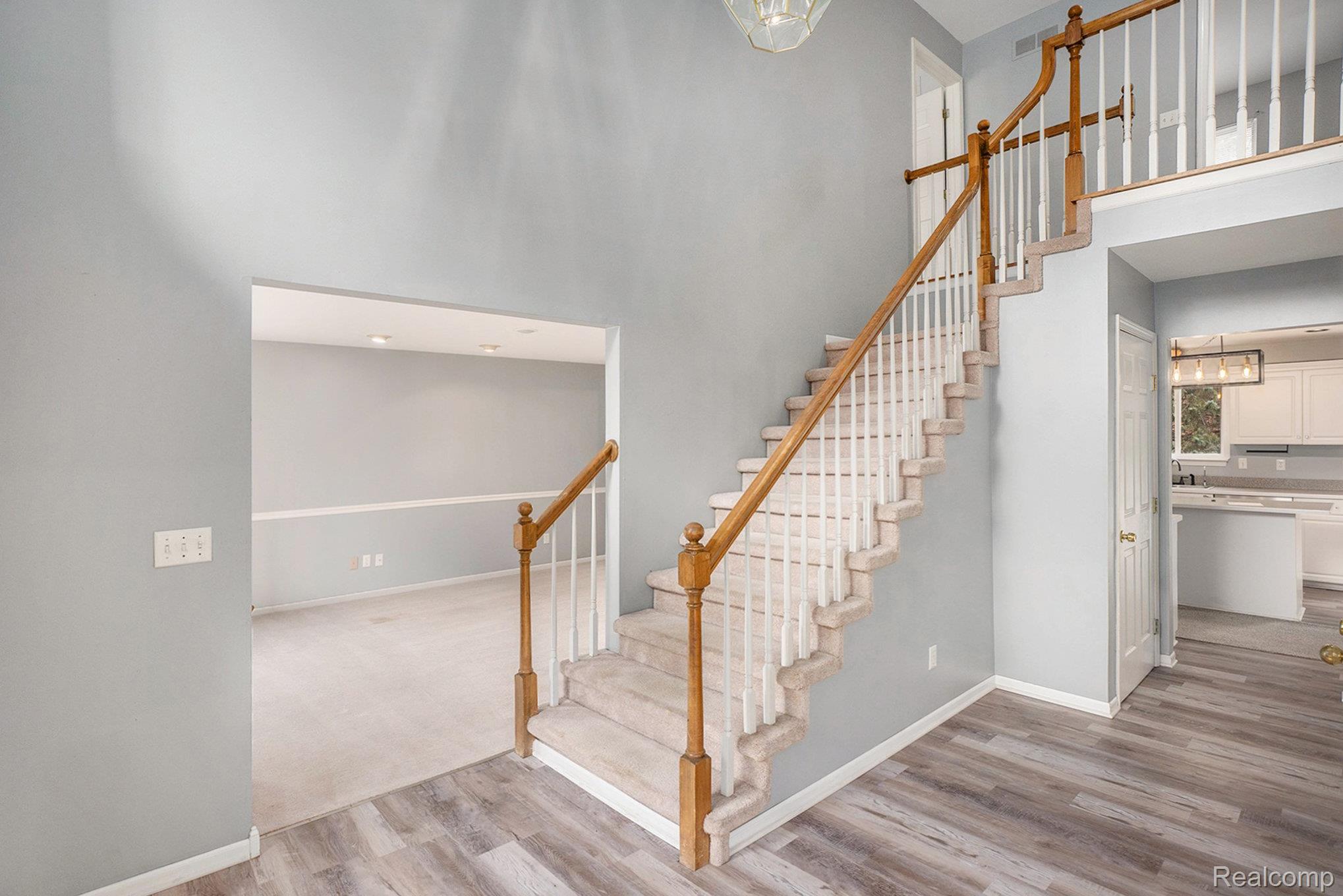 9610 Forest Ridge Drive