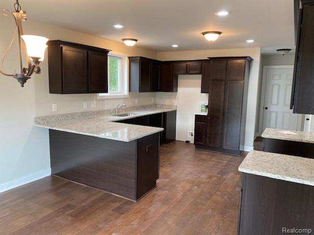 Lot #1 Elmway