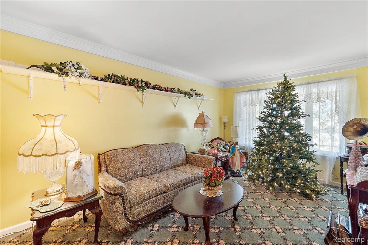 13304 Canterbury Drive