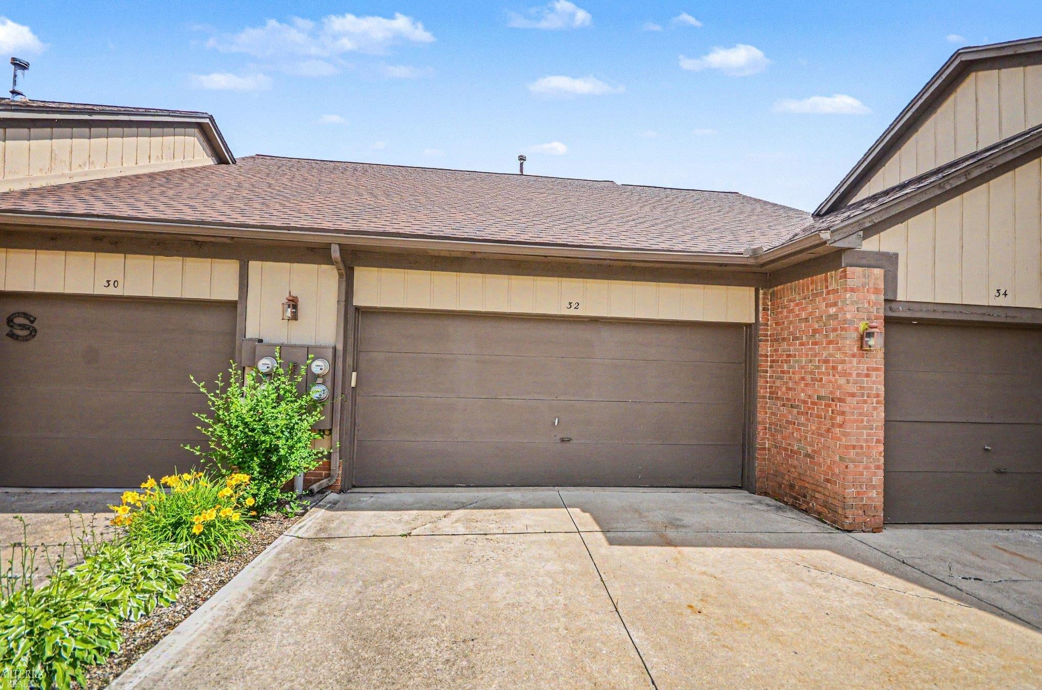 32 Meadow Wood Drive