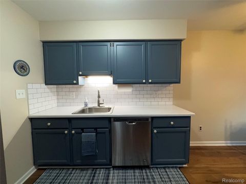 Tiny photo for 24600 Olde Orchard Street, Novi City, MI 48375 (MLS # 20251060749)