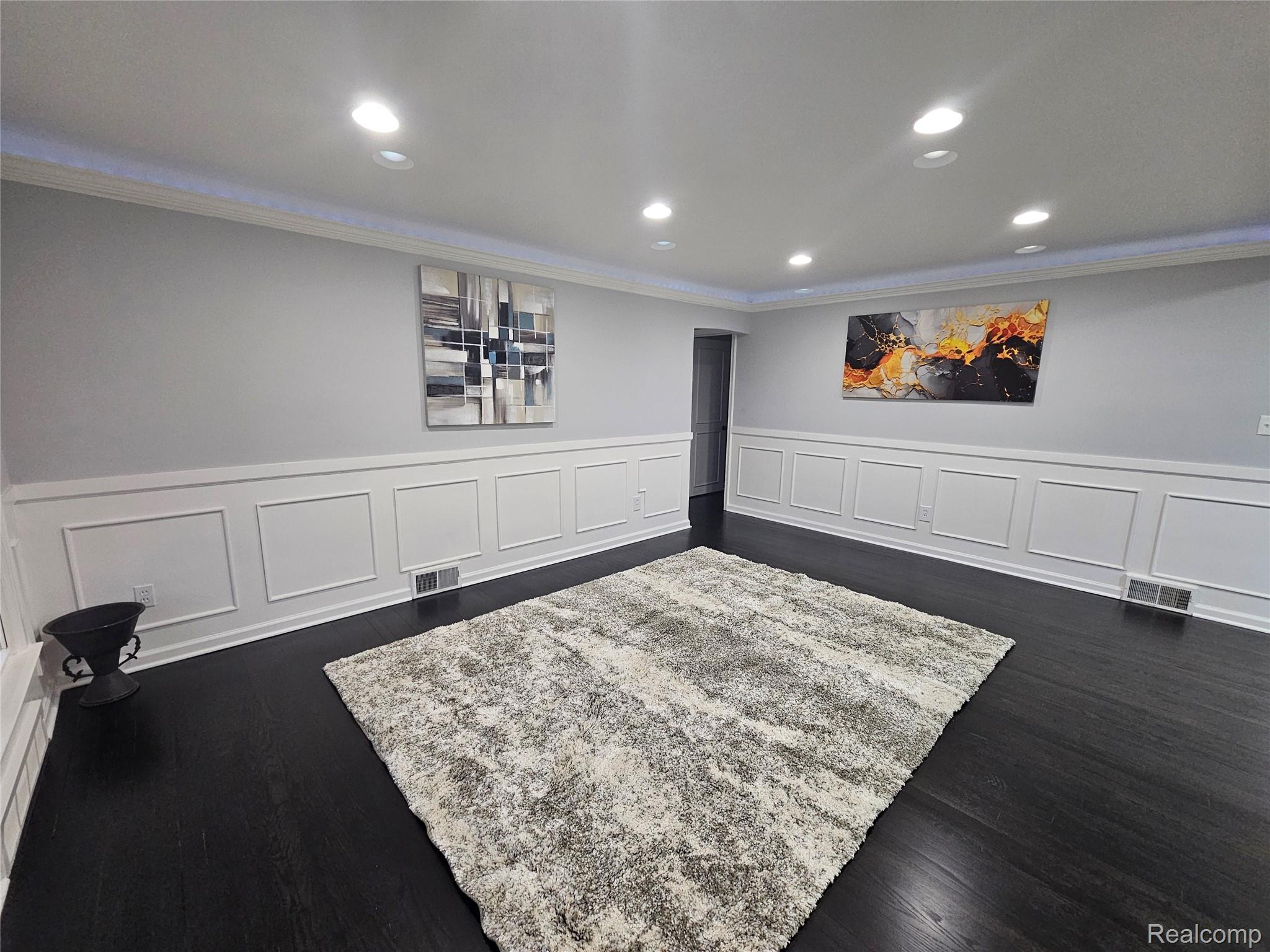 22120 Beverly Street