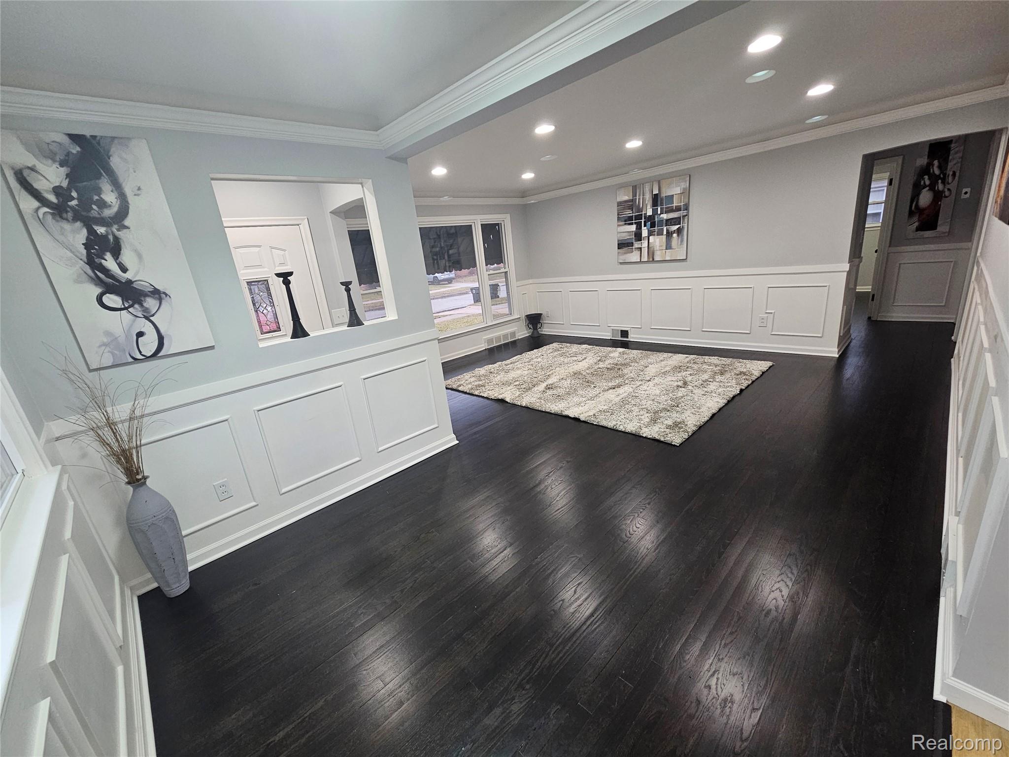 22120 Beverly Street